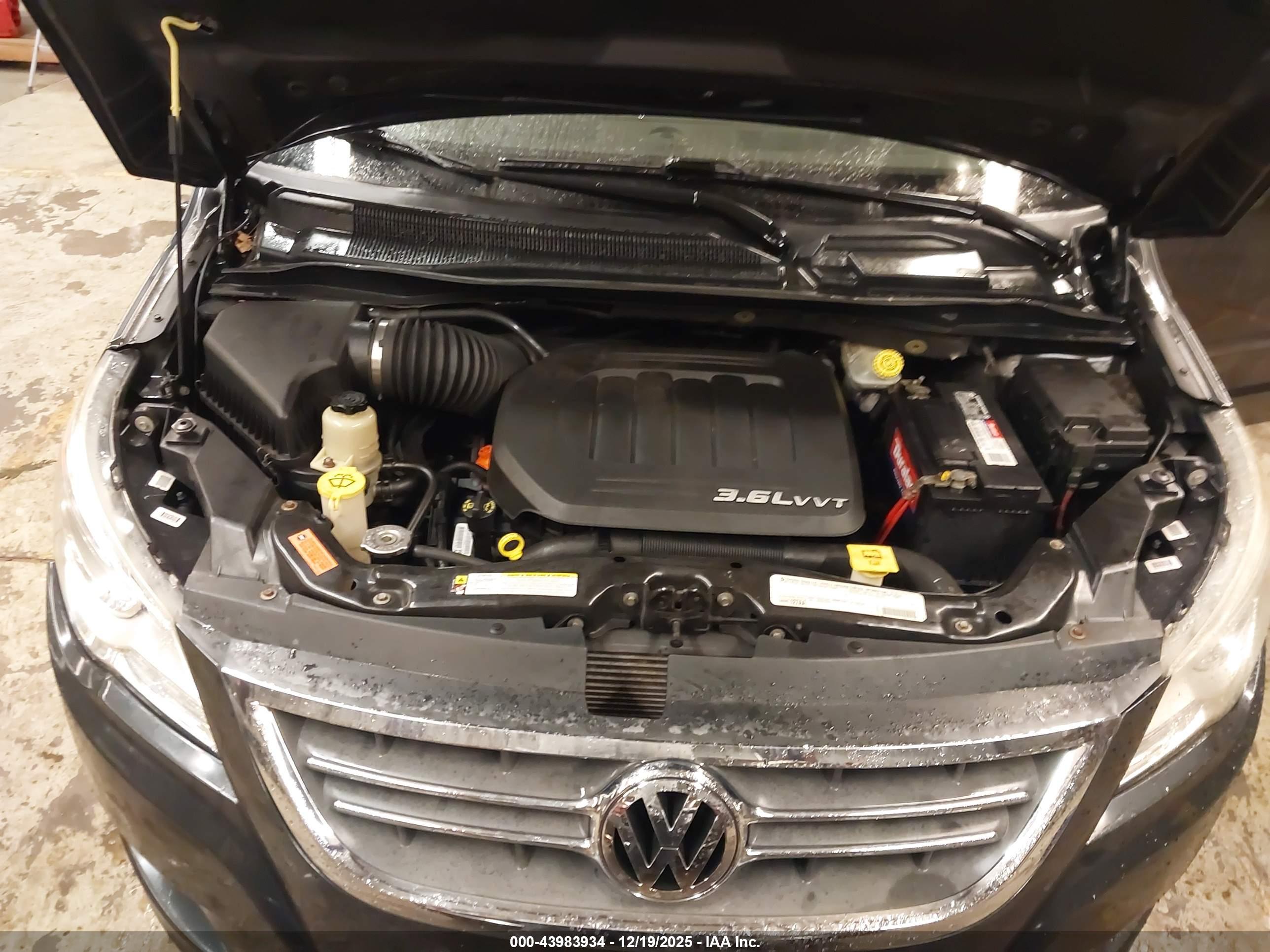 VOLKSWAGEN ROUTAN image 10