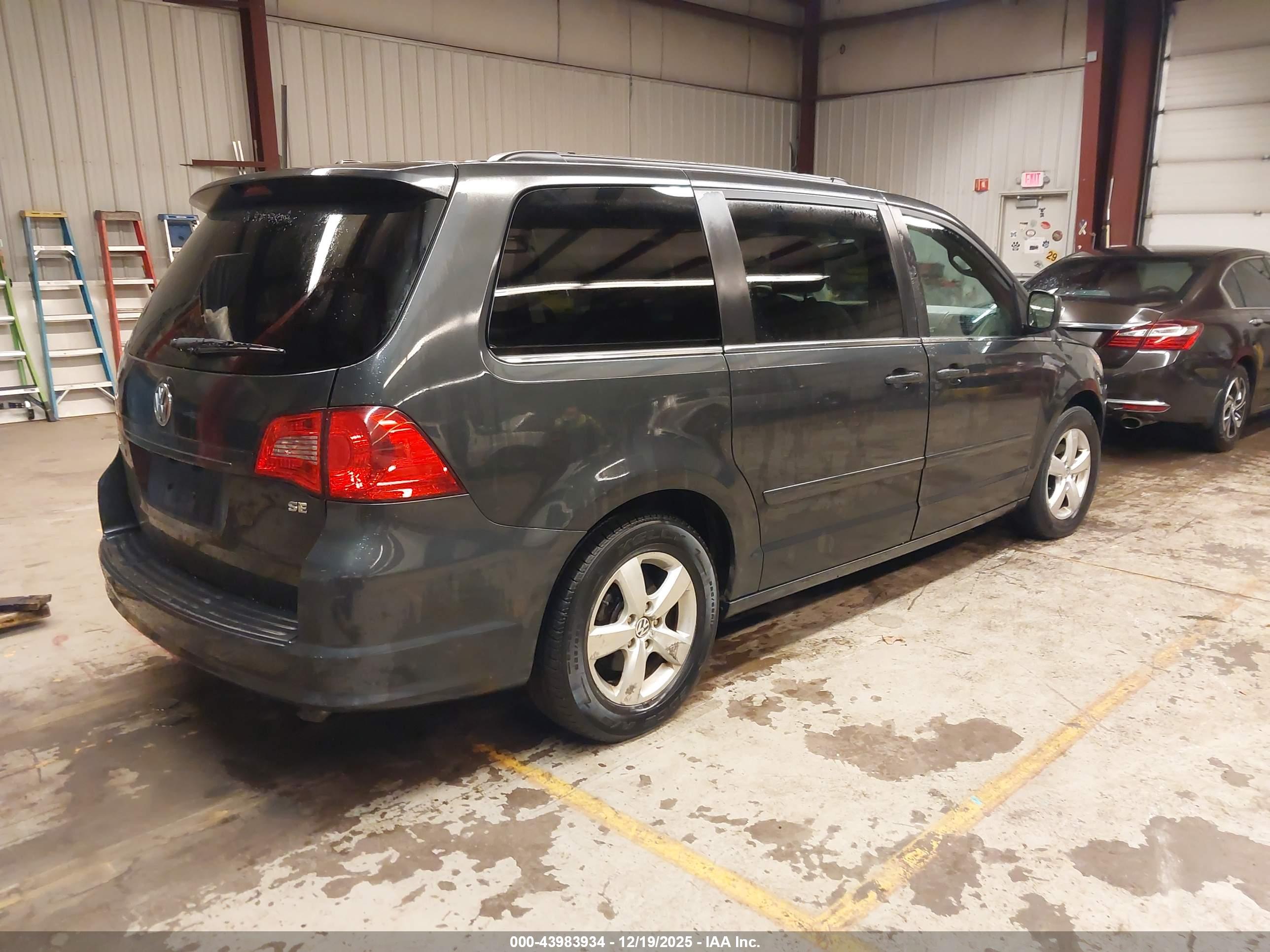 VOLKSWAGEN ROUTAN image 4