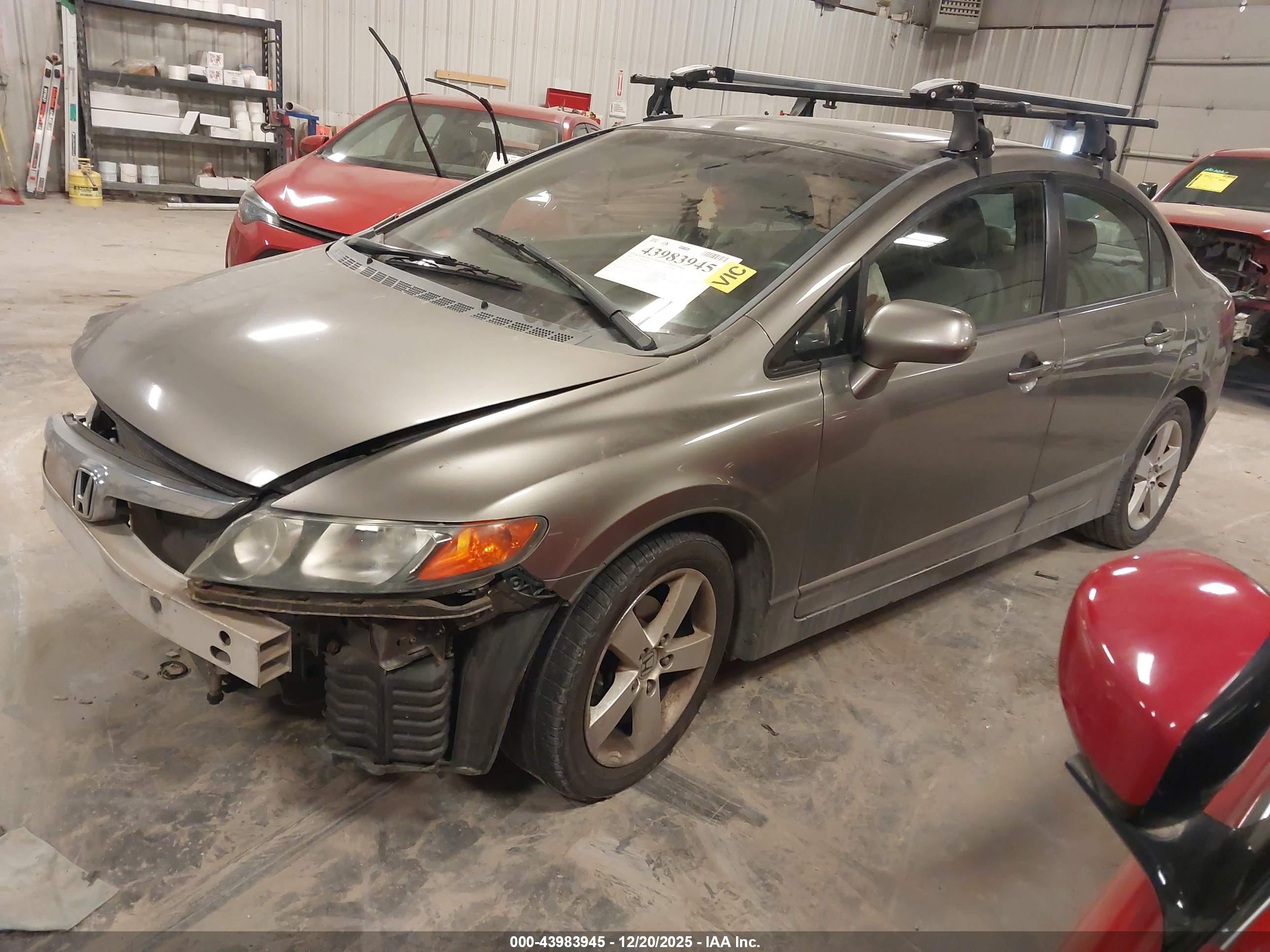 HONDA CIVIC image 2