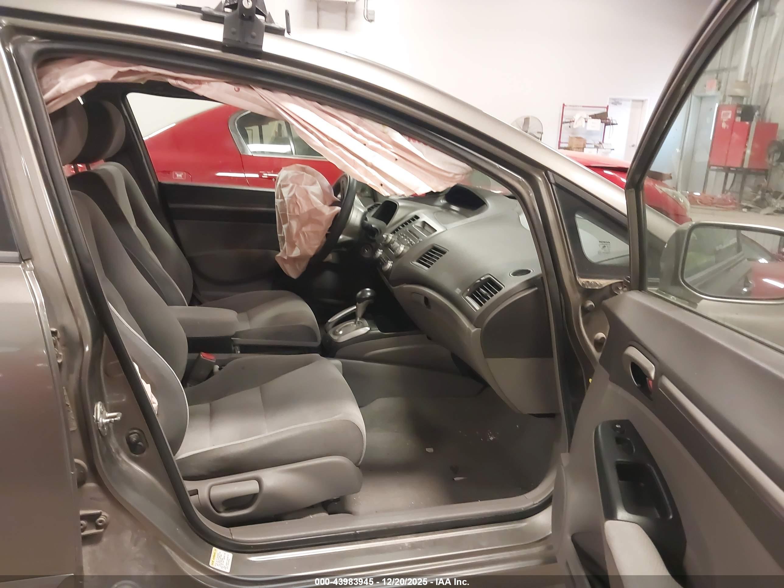 HONDA CIVIC image 5