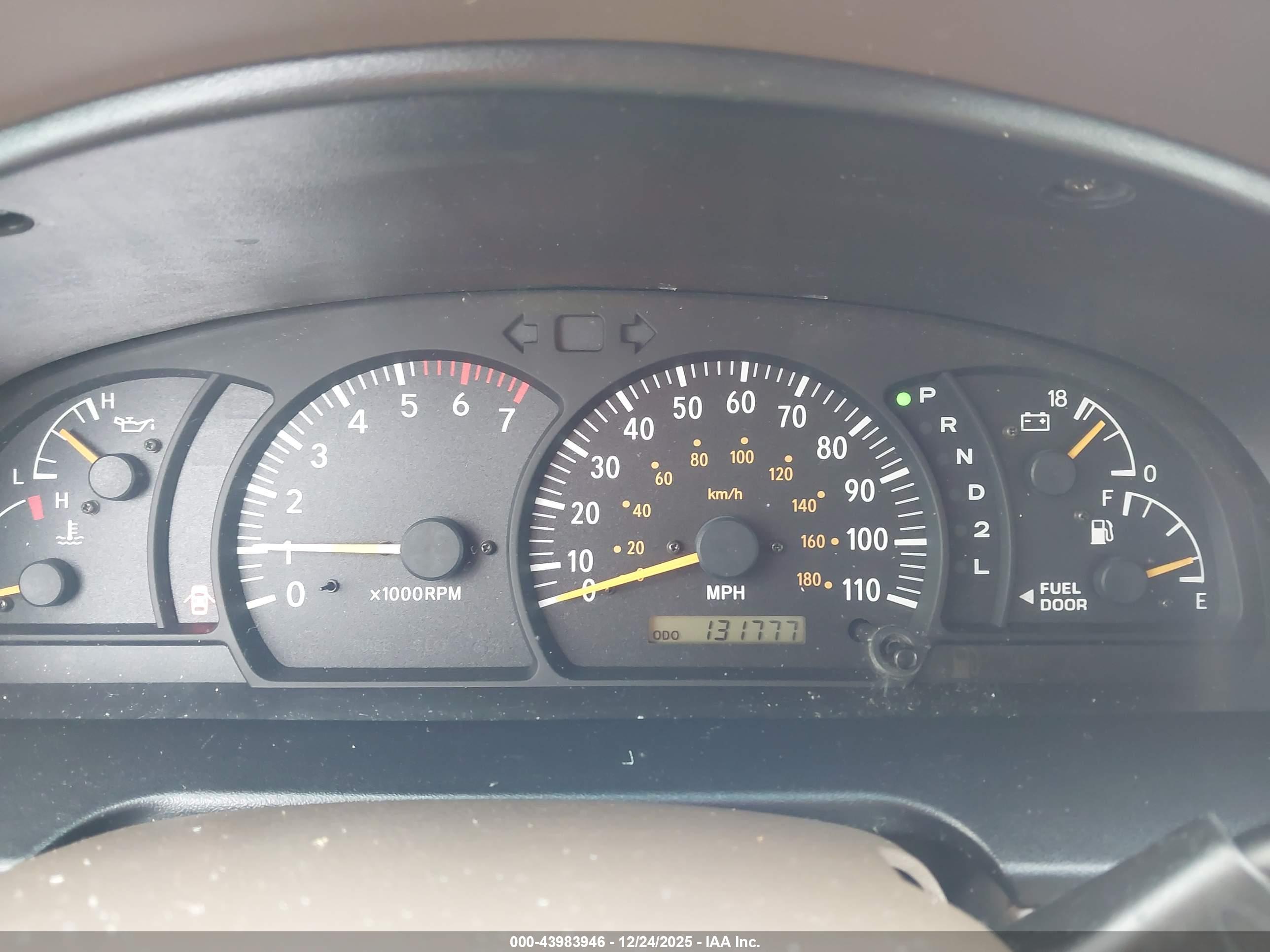 TOYOTA TUNDRA image 7