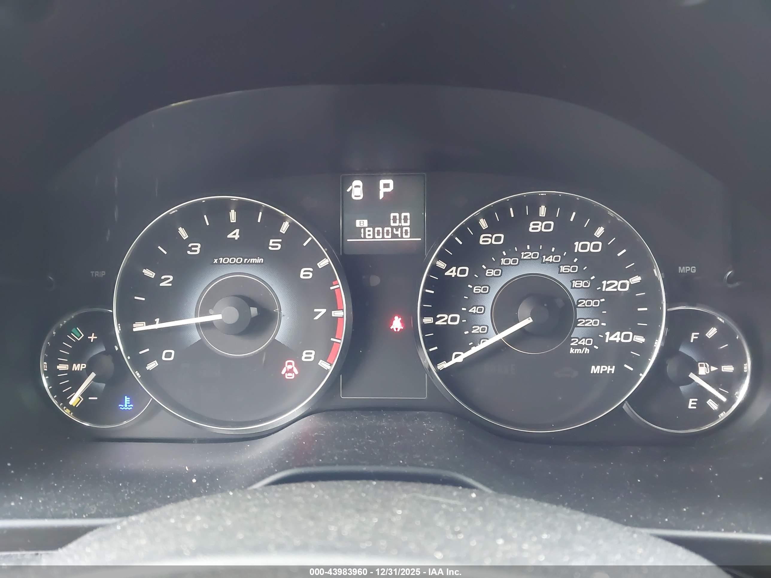 SUBARU OUTBACK image 7