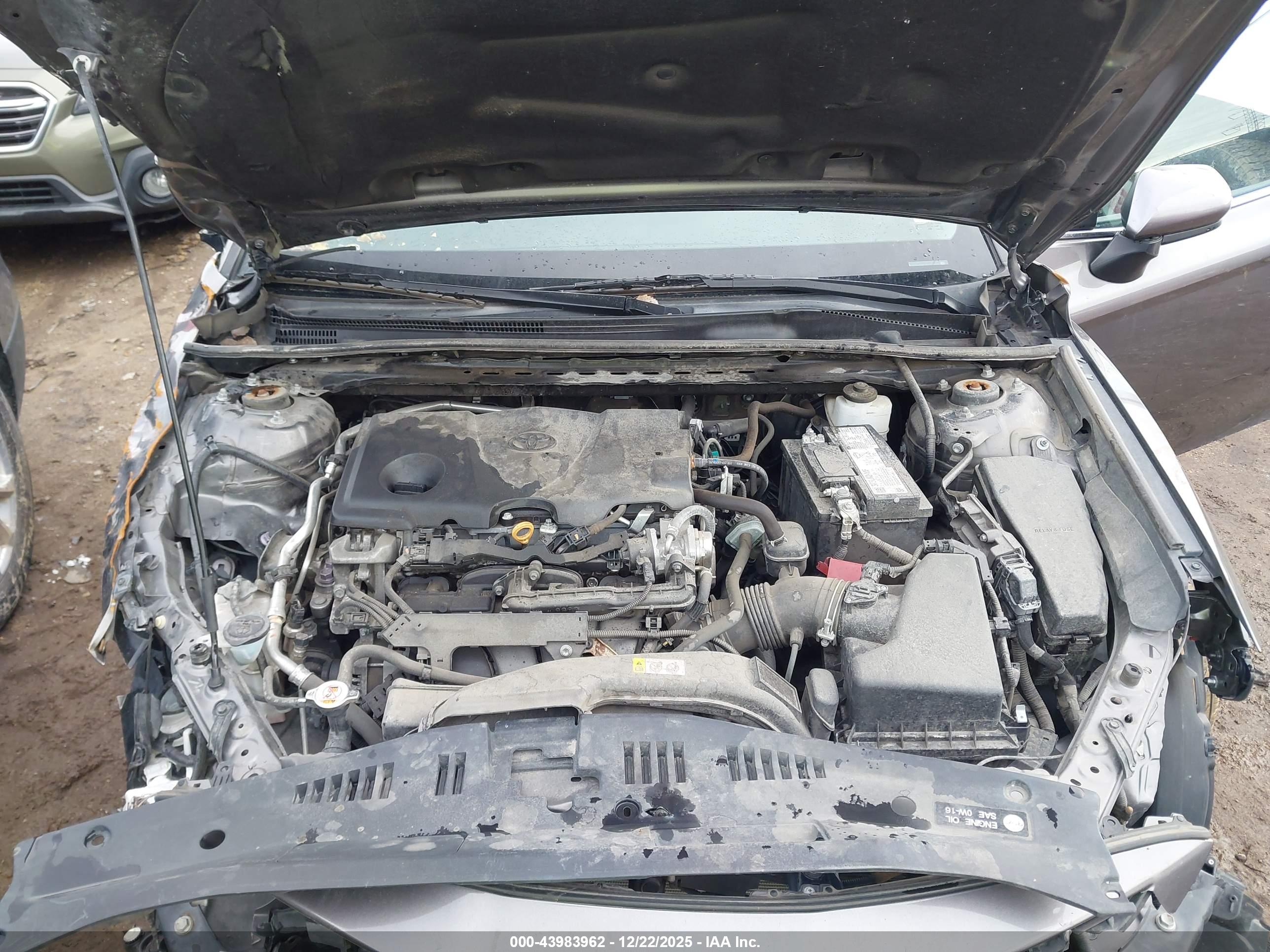 TOYOTA CAMRY image 10