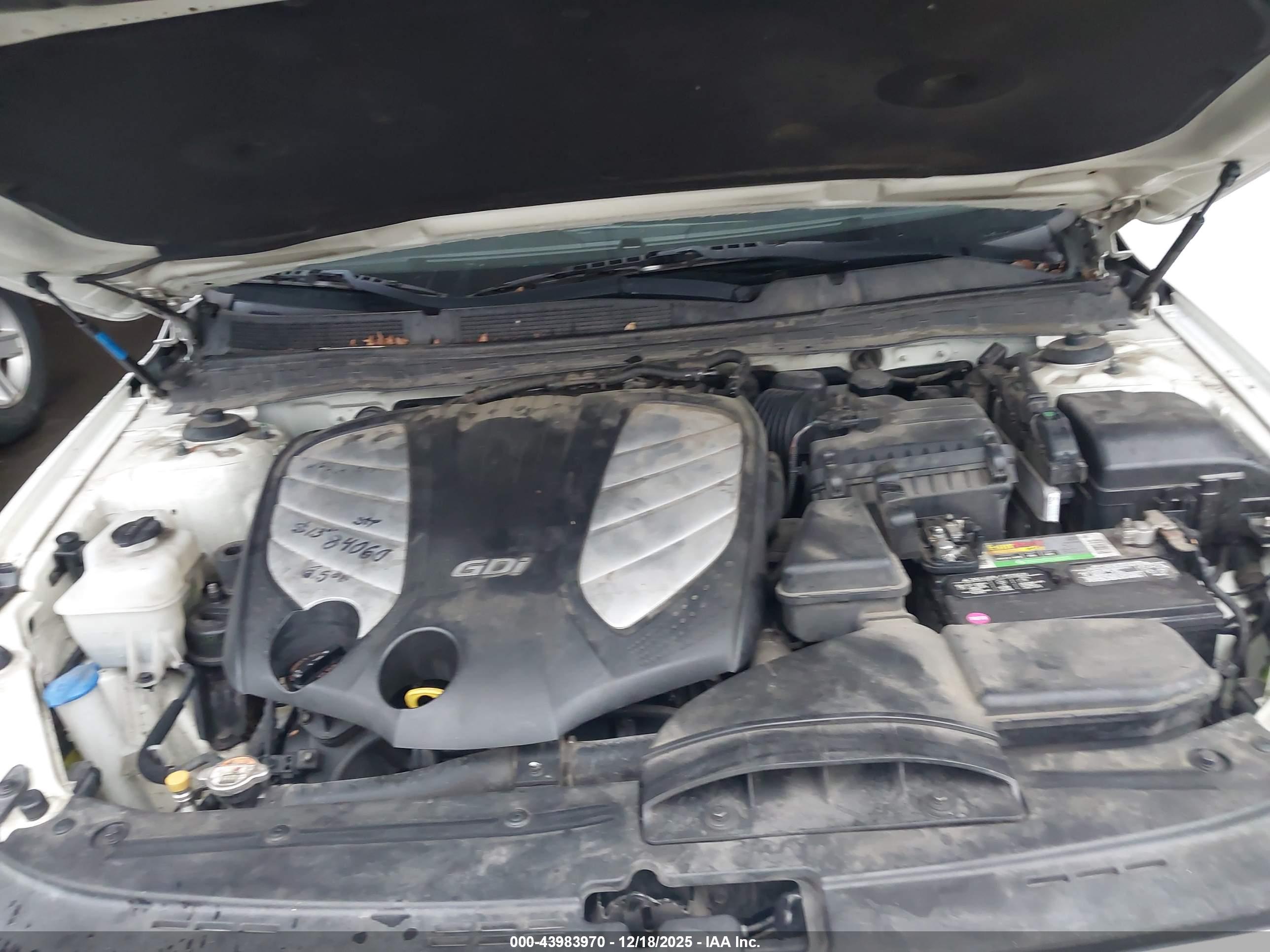 KIA CADENZA image 10