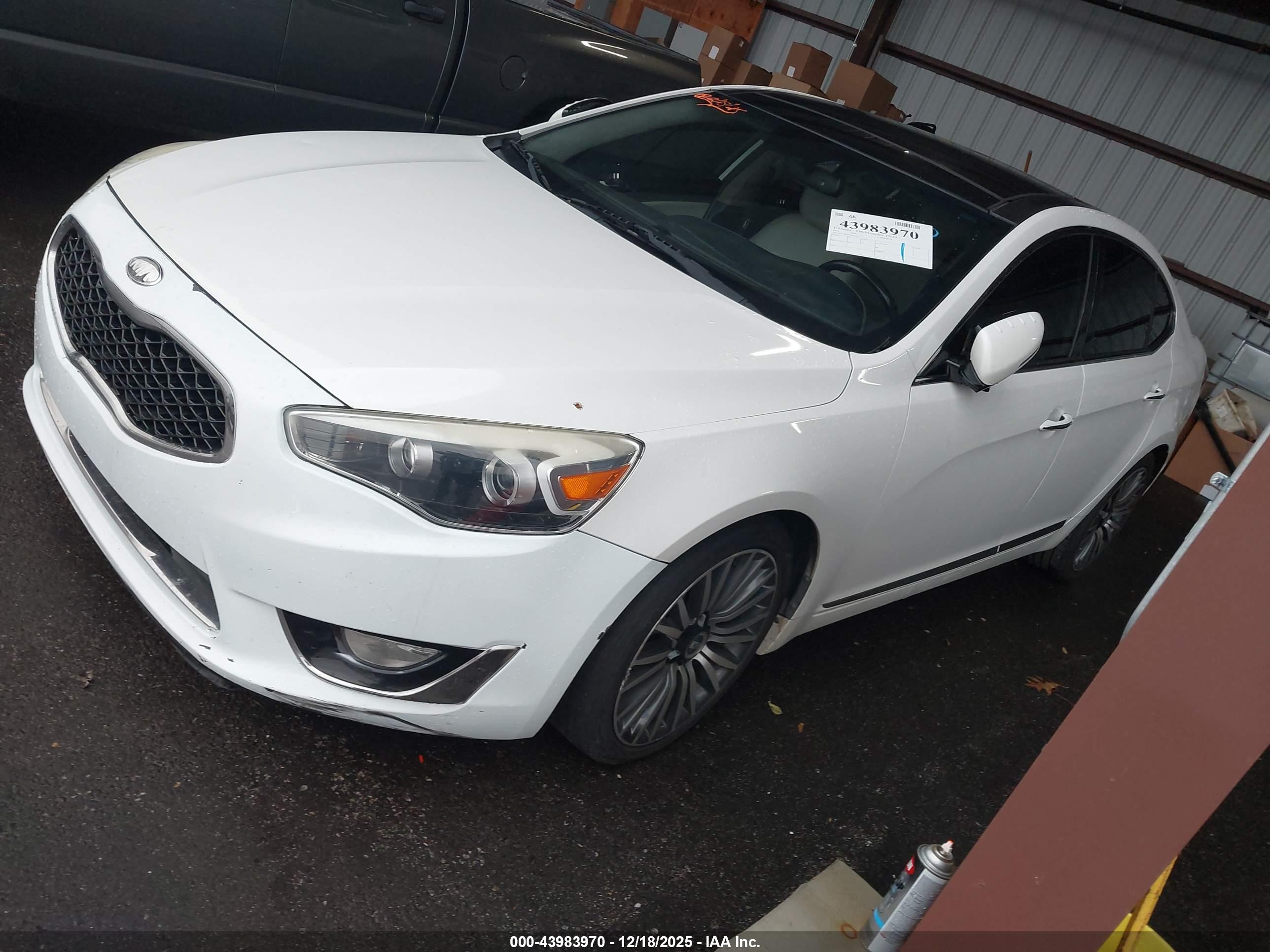 KIA CADENZA image 2