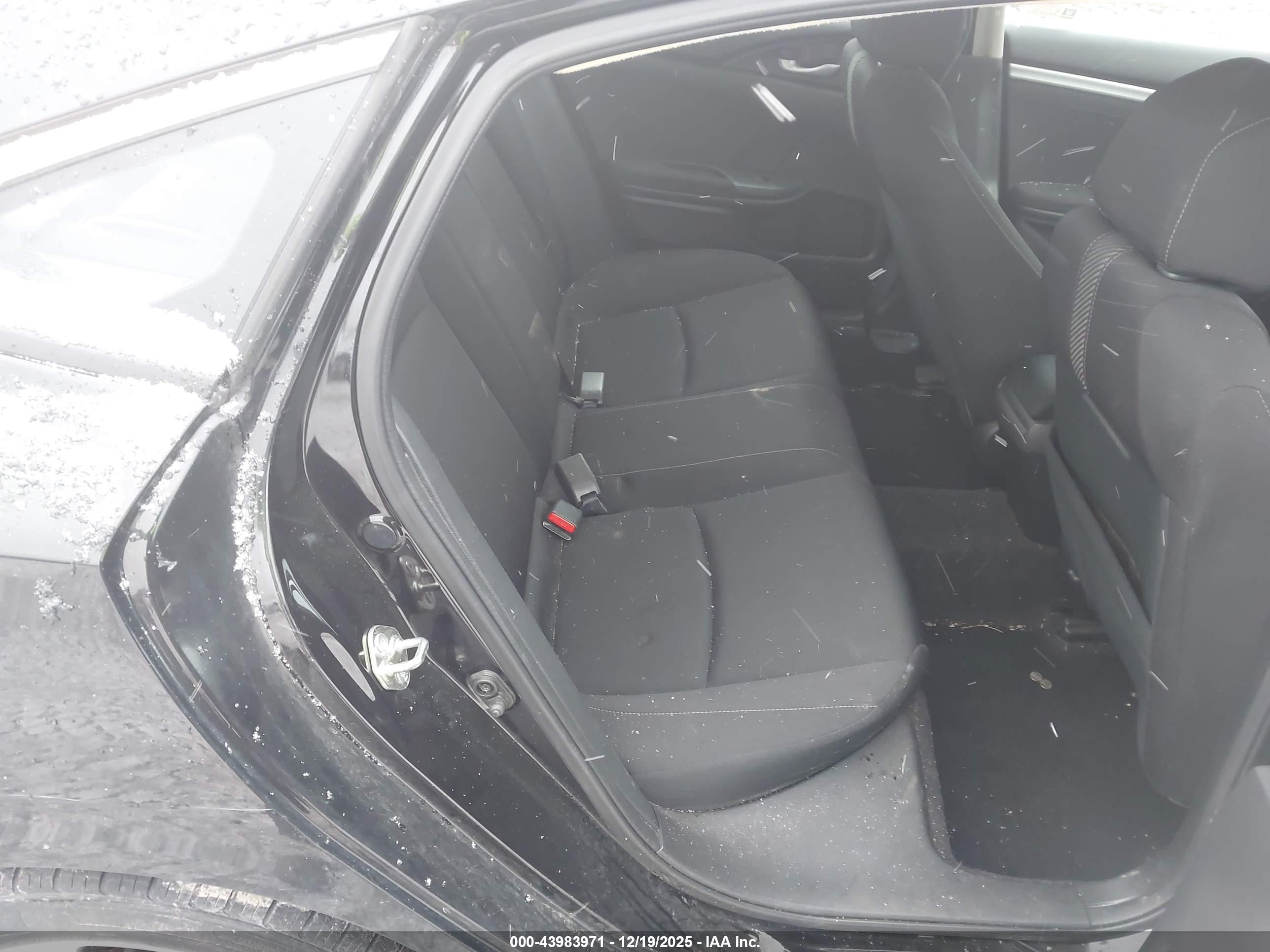 HONDA CIVIC image 8