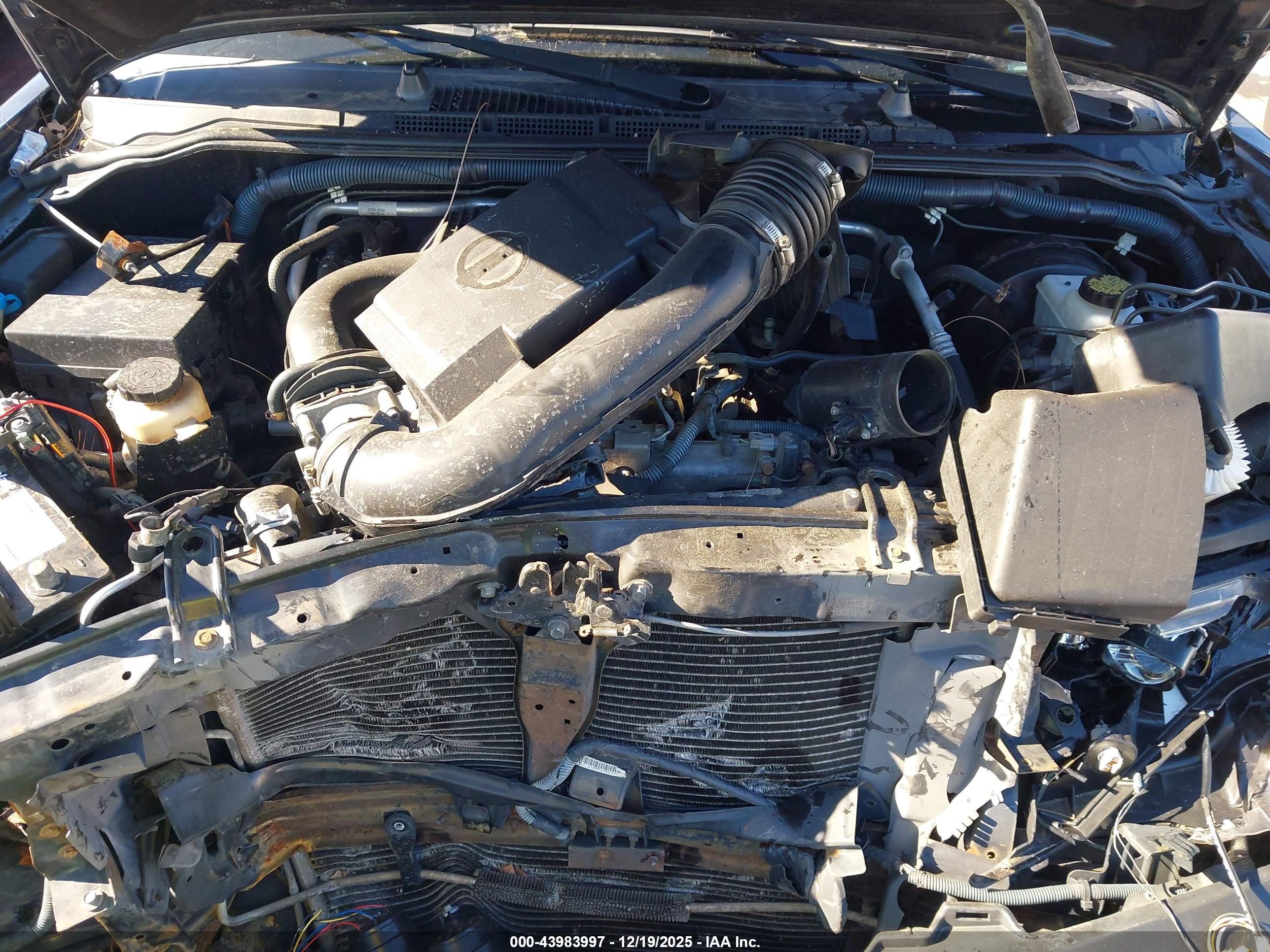 NISSAN FRONTIER image 10