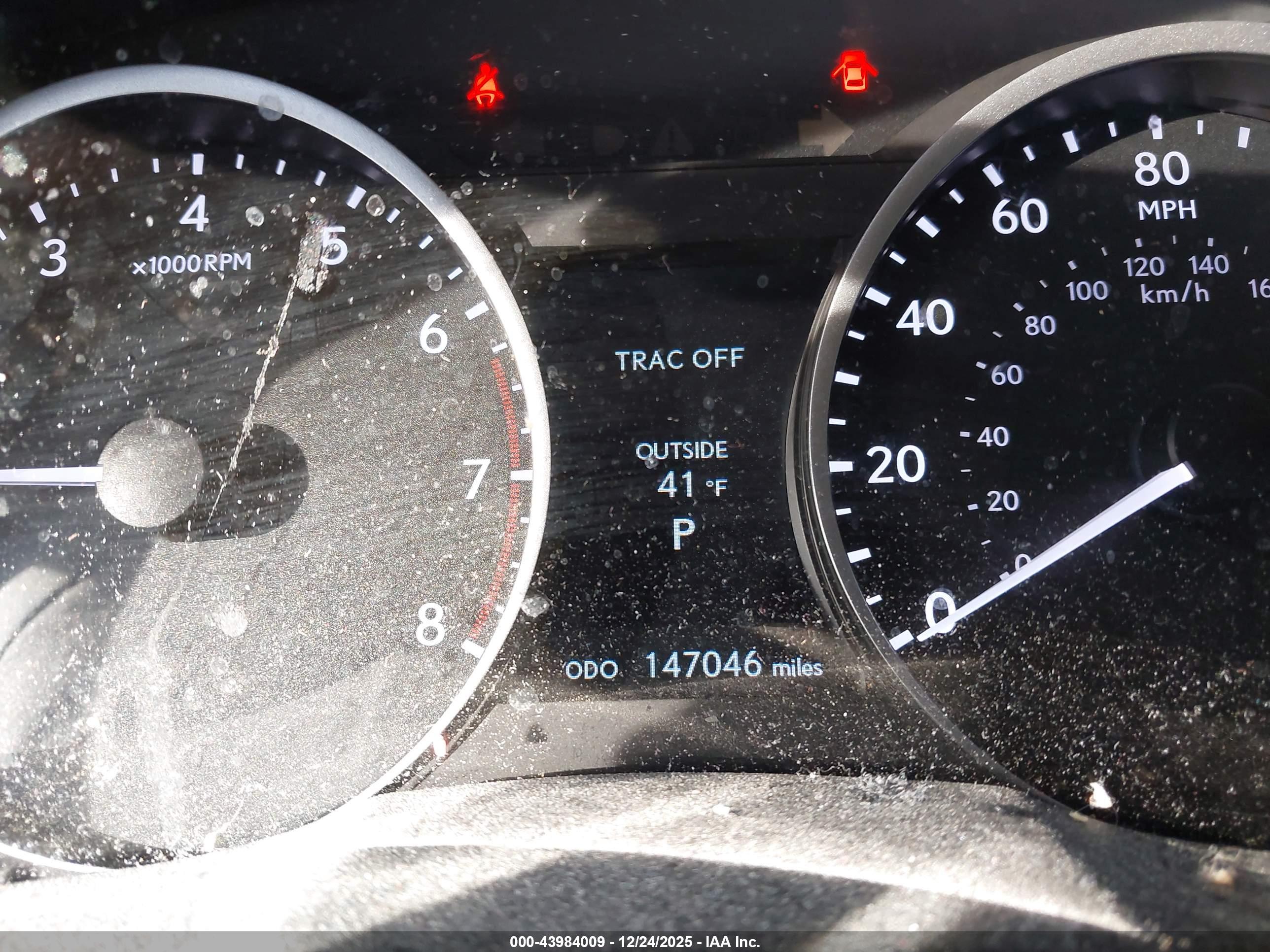 LEXUS ES image 7