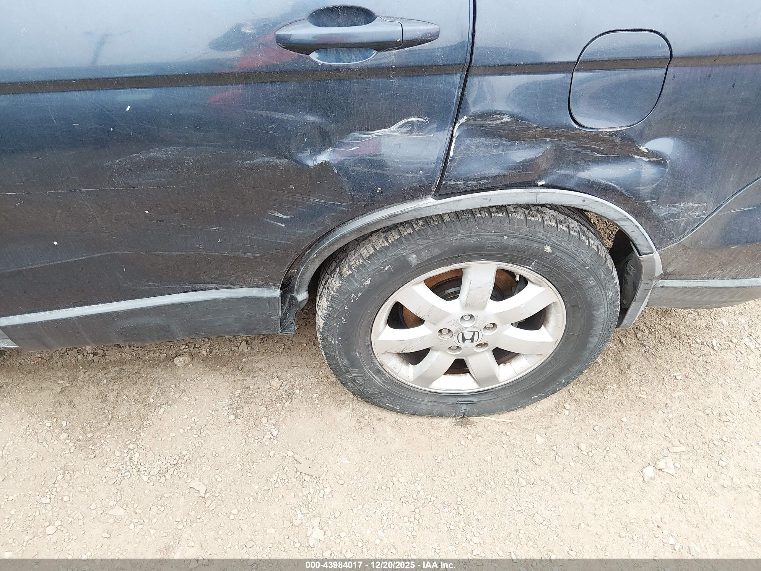 HONDA CR-V image 6