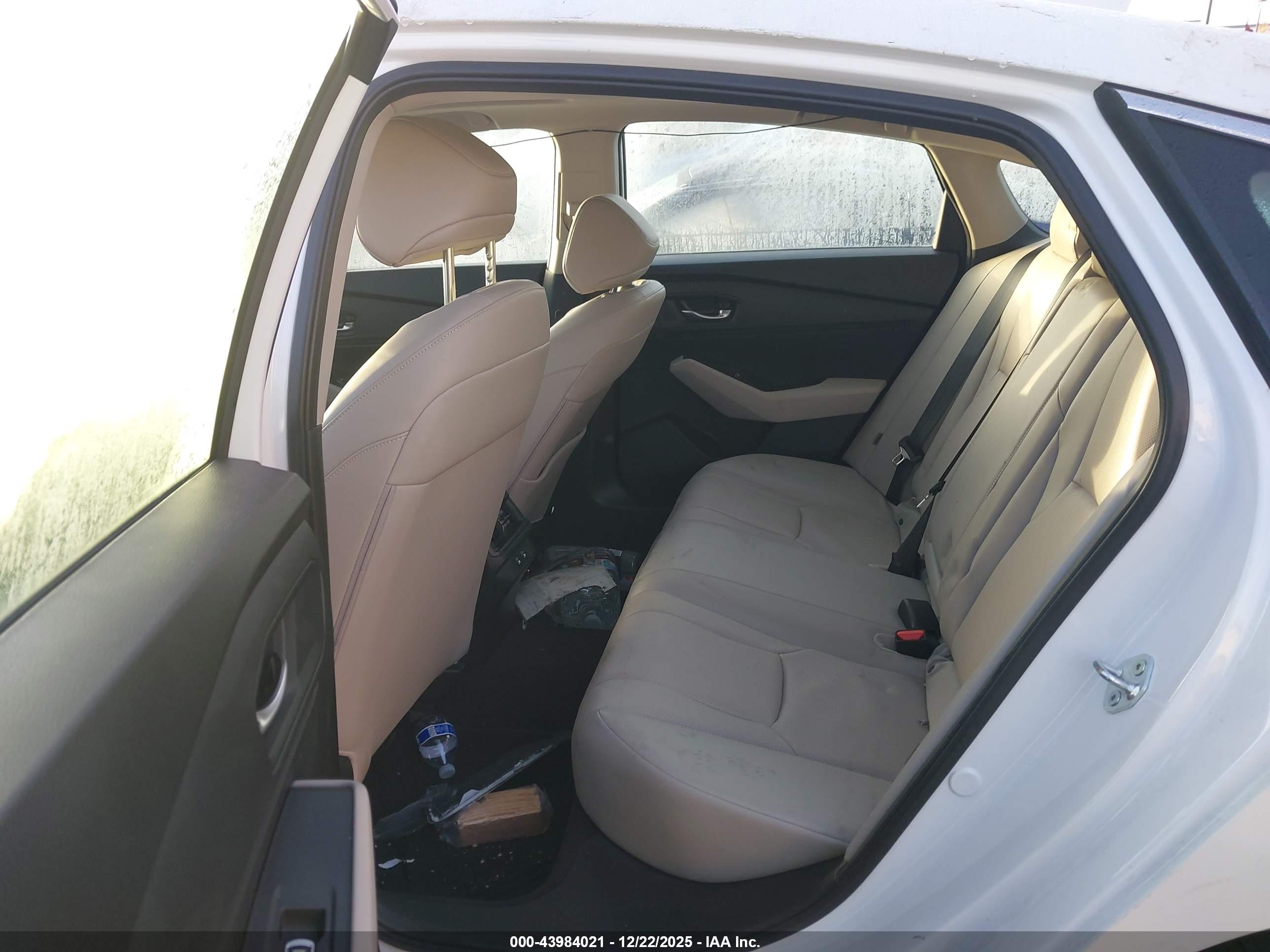 HONDA ACCORD image 8