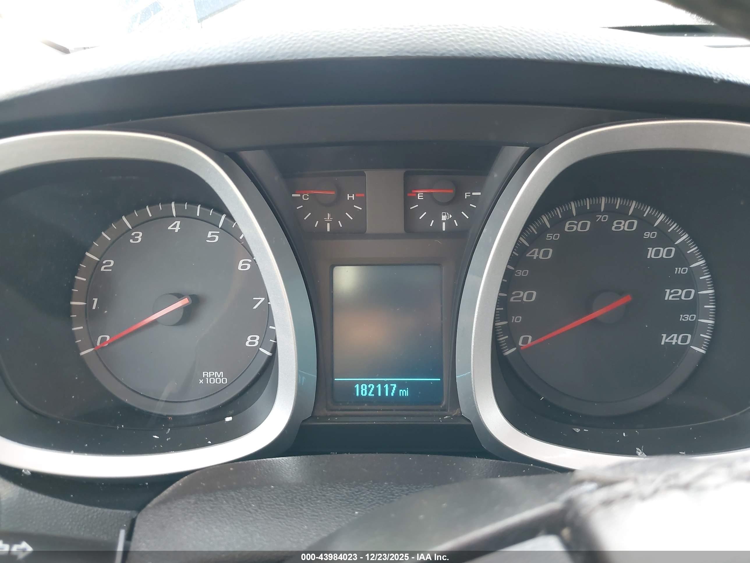 CHEVROLET EQUINOX image 7