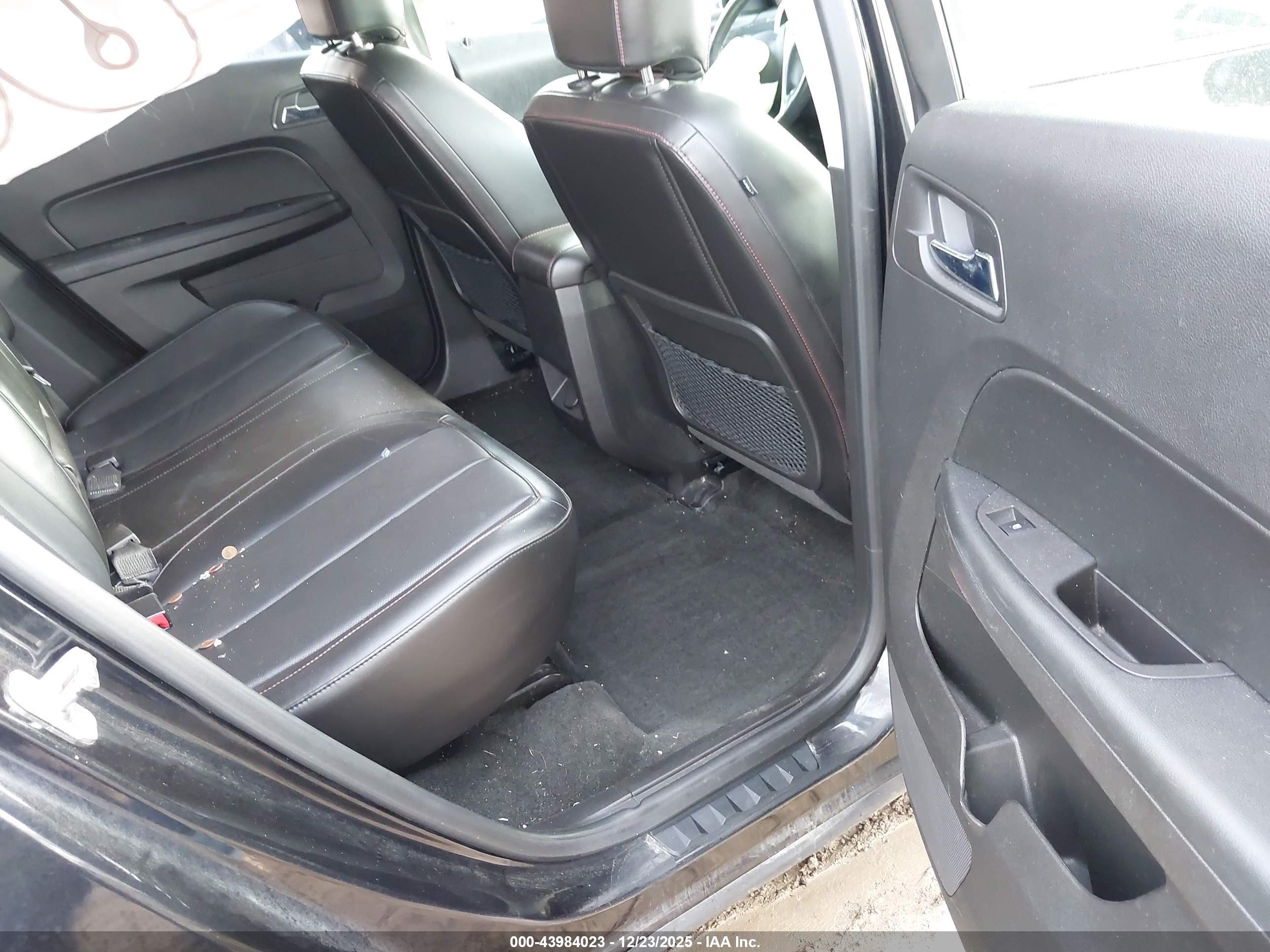 CHEVROLET EQUINOX image 8