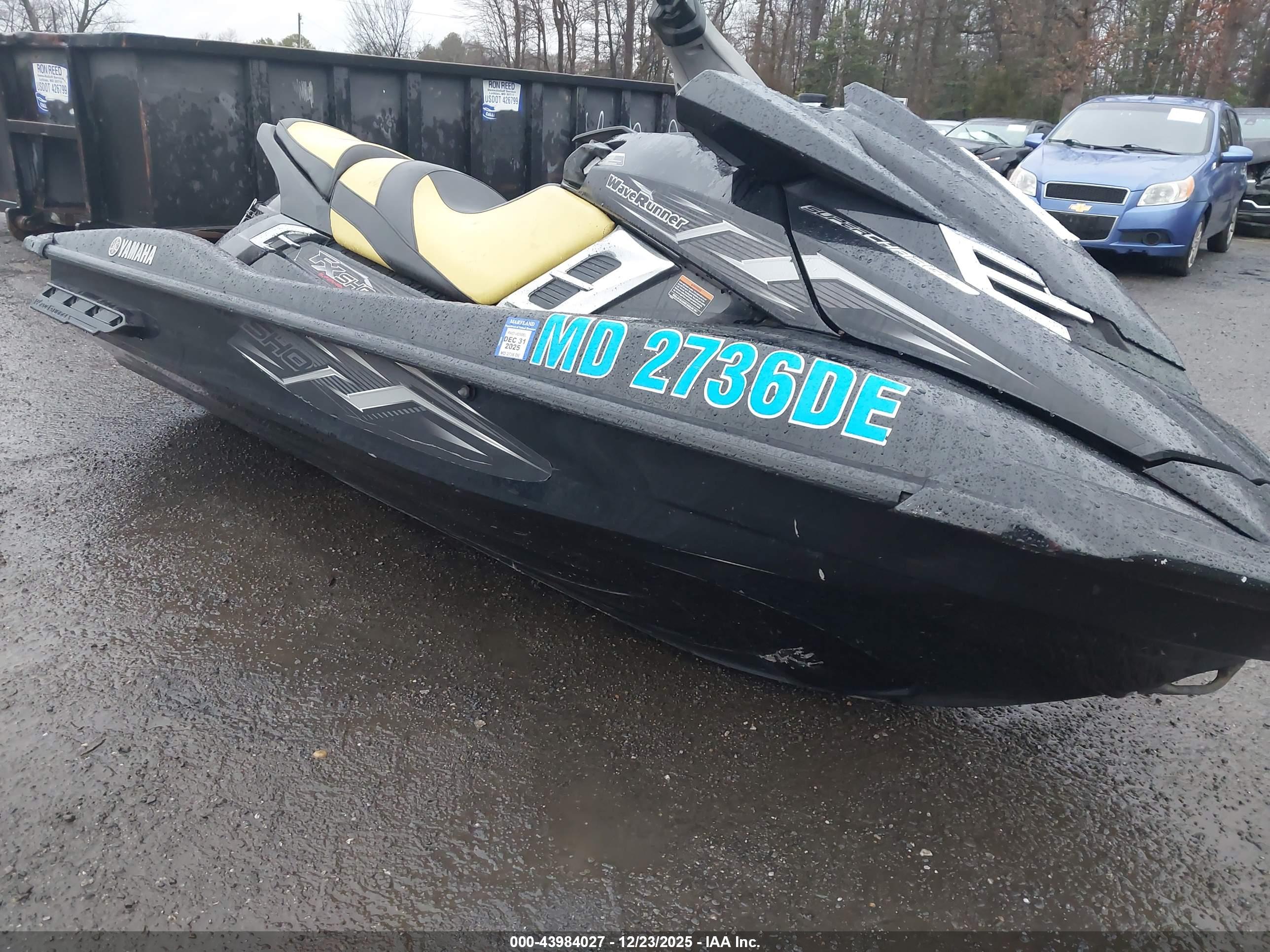 YAMAHA WAVERUNNER image 6