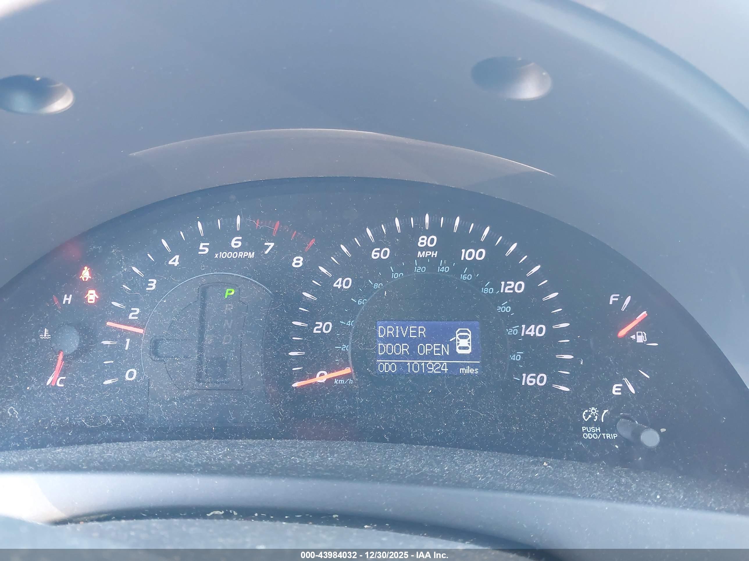 TOYOTA CAMRY image 7
