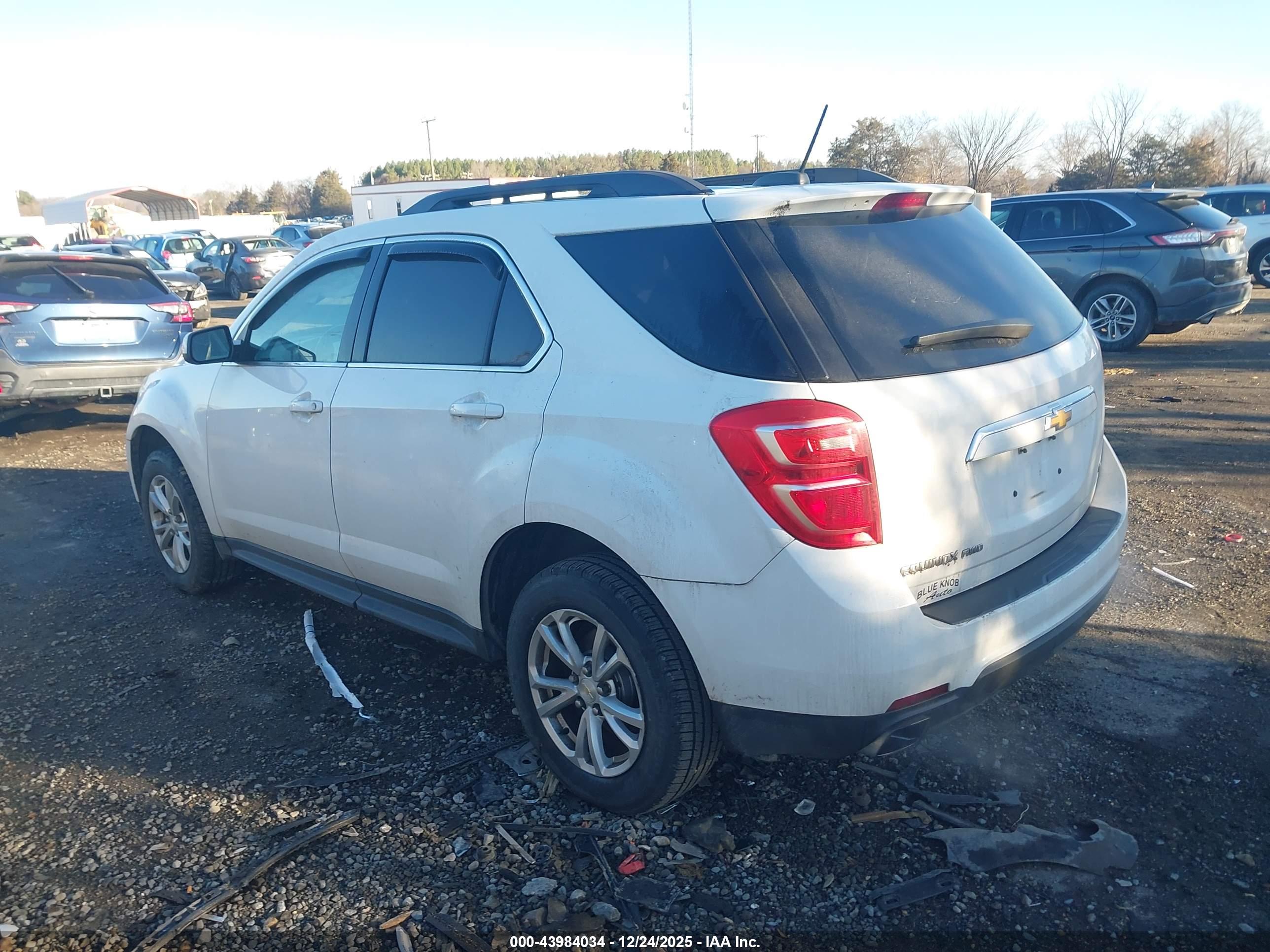 CHEVROLET EQUINOX image 3