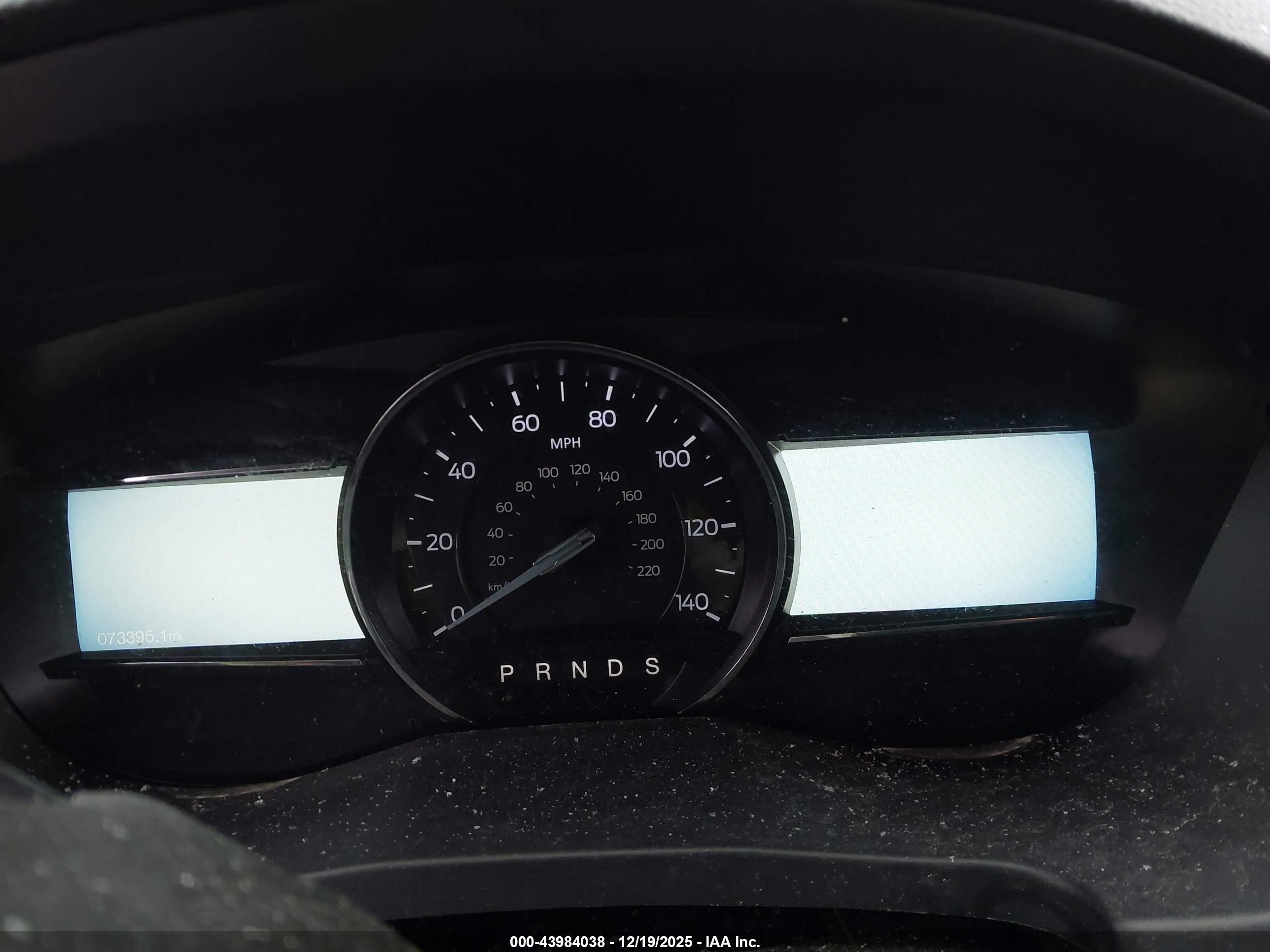 FORD EXPLORER image 7