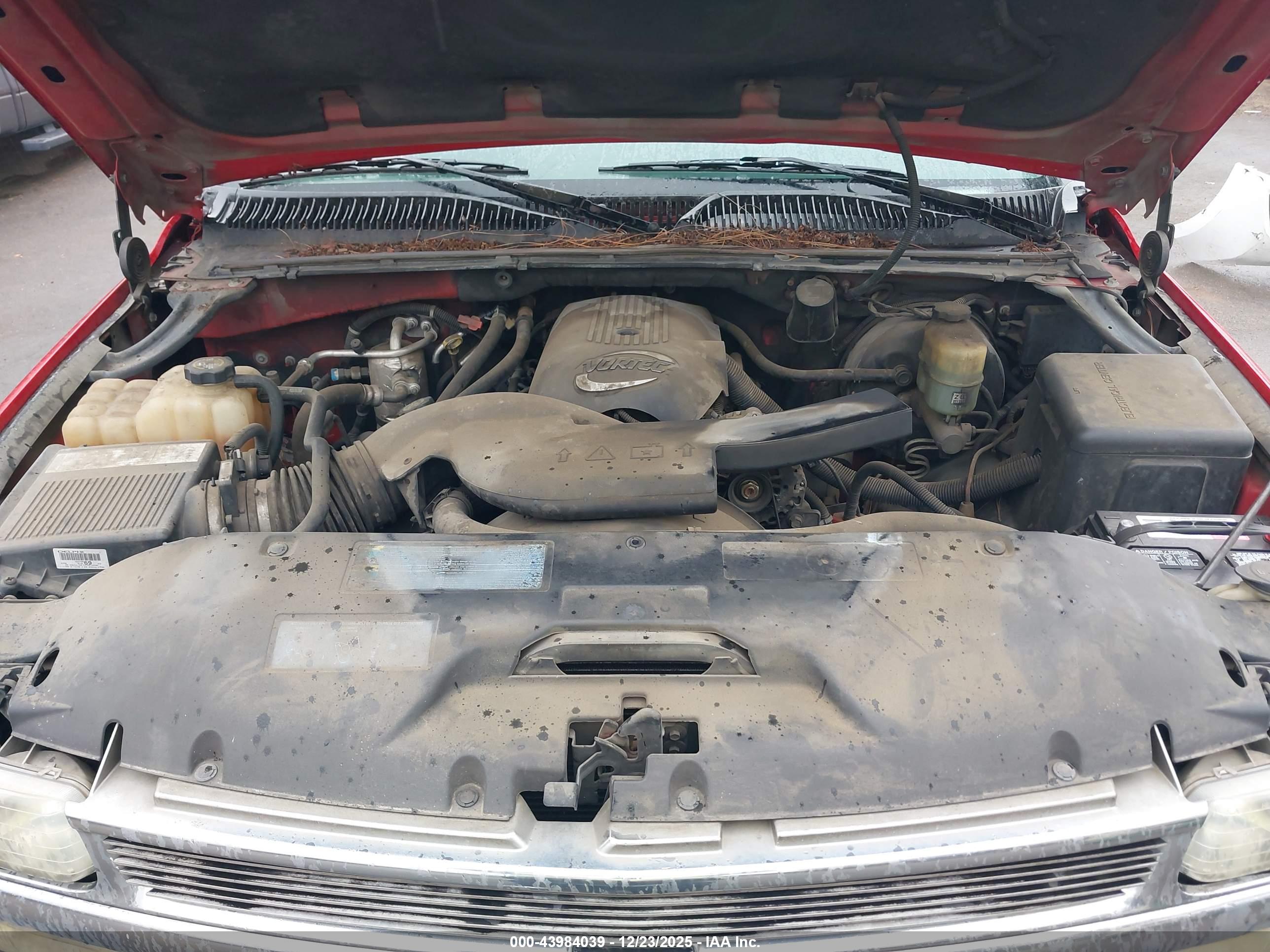 CHEVROLET TAHOE image 10