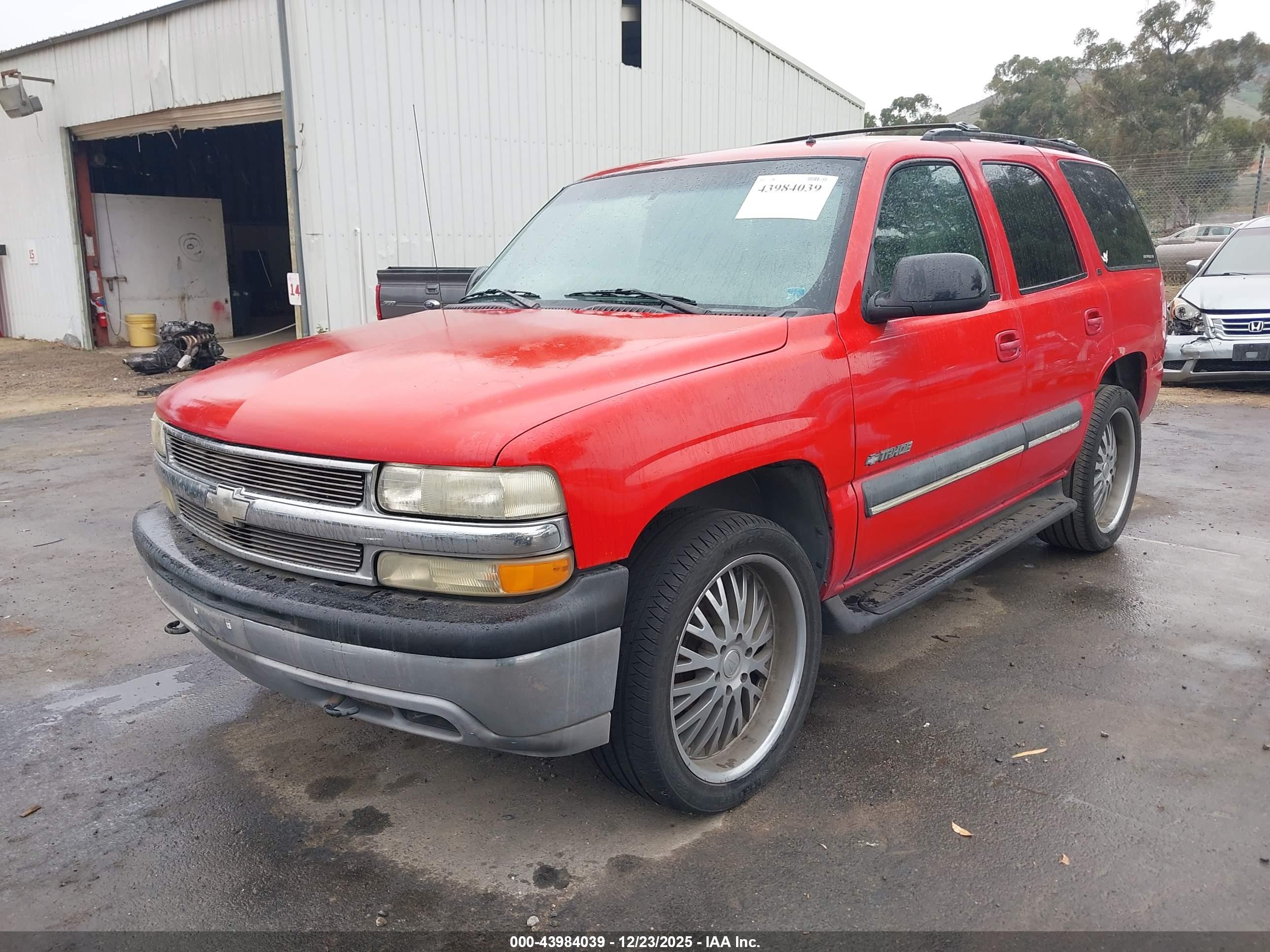 CHEVROLET TAHOE image 2