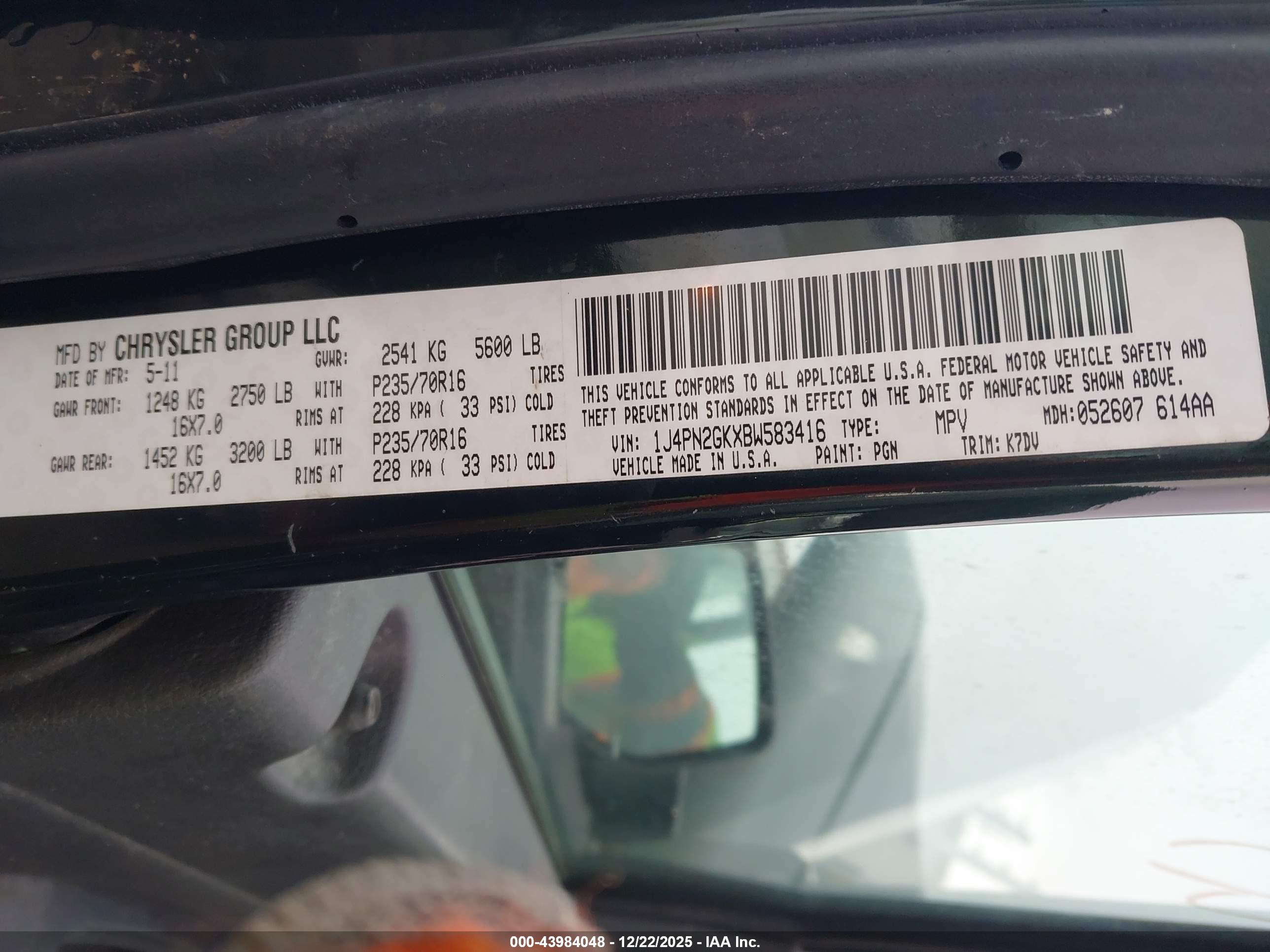 JEEP LIBERTY image 9