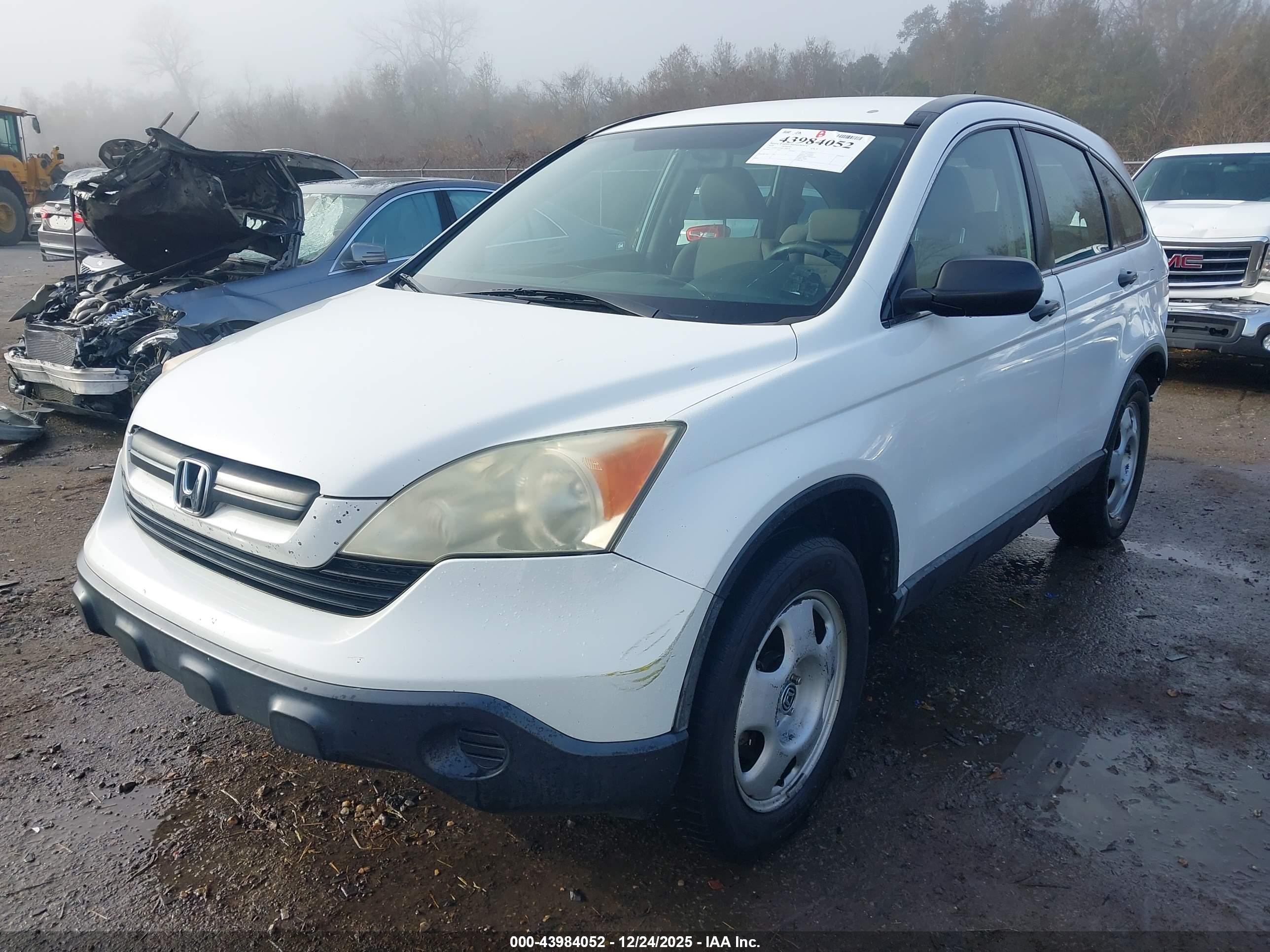 HONDA CR-V image 2