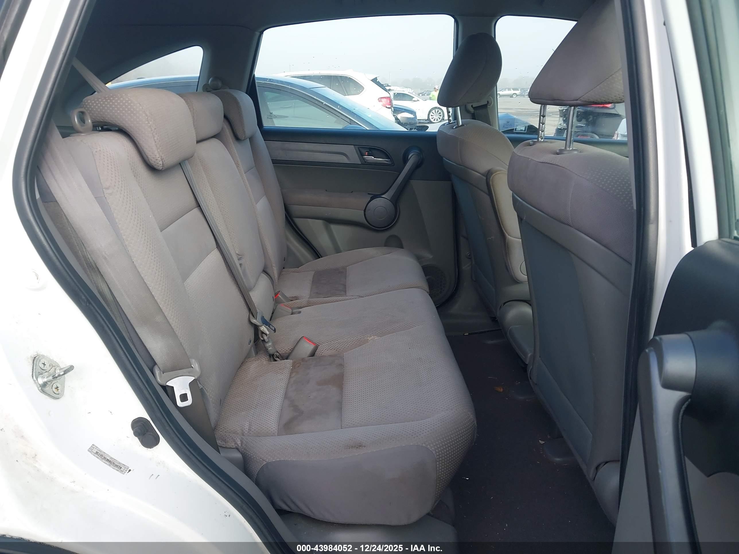 HONDA CR-V image 8