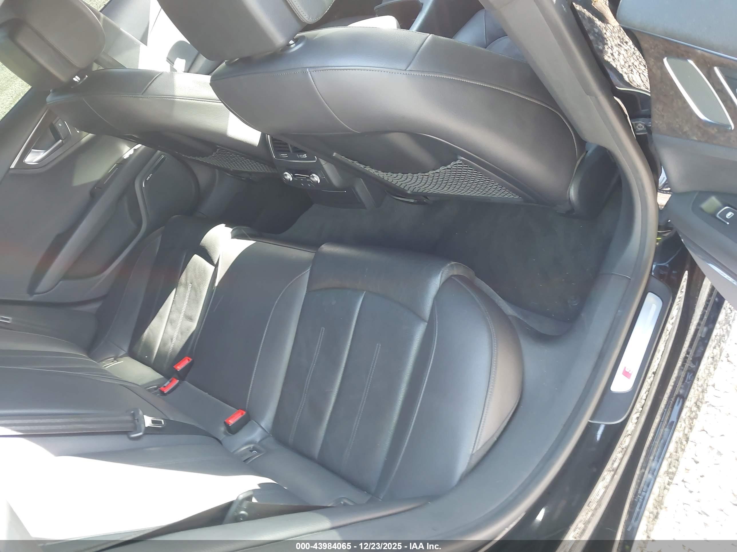 AUDI A7 image 8
