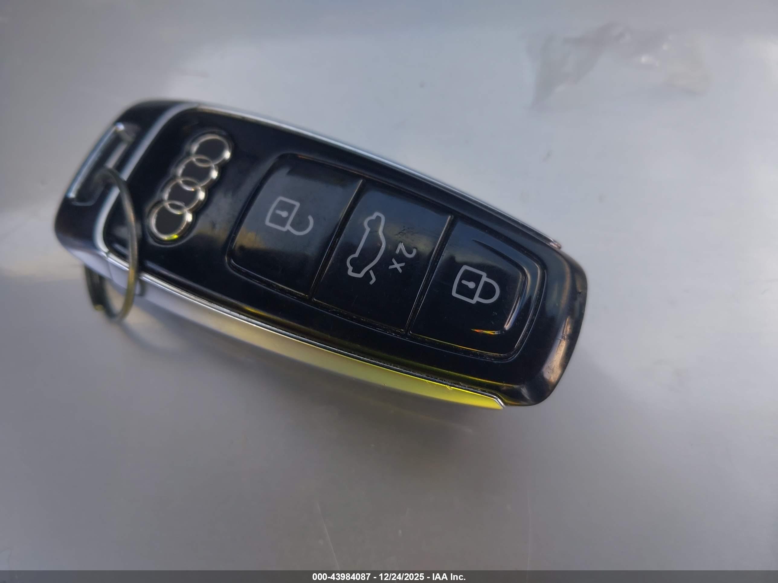 AUDI A7 image 11