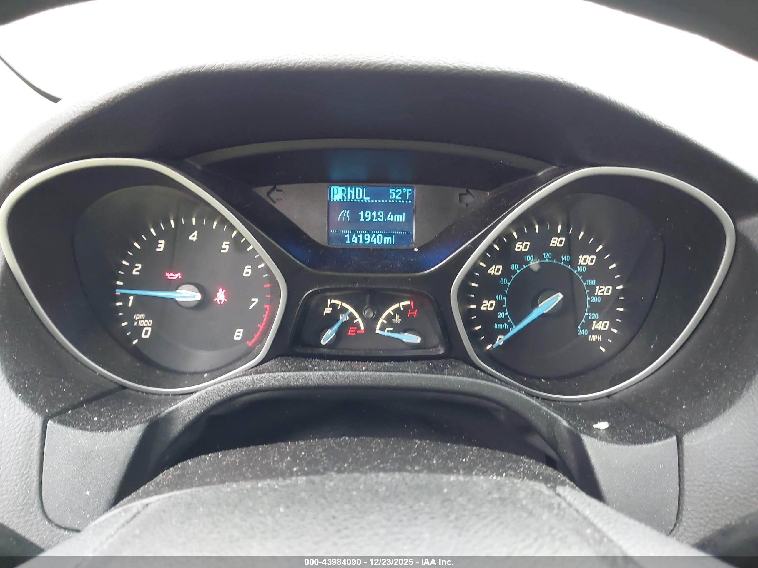 FORD FOCUS image 7