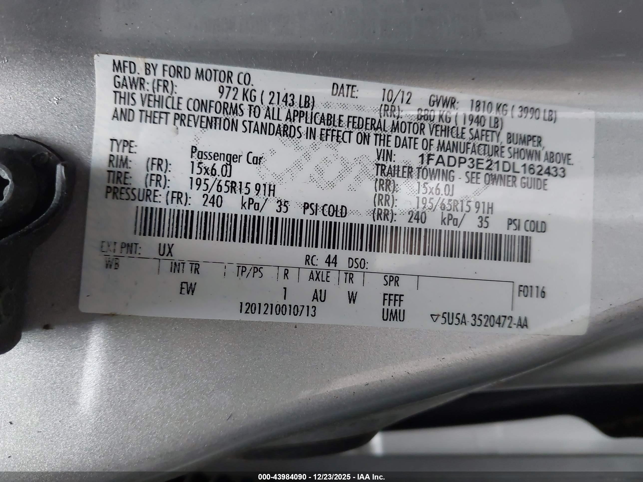 FORD FOCUS image 9