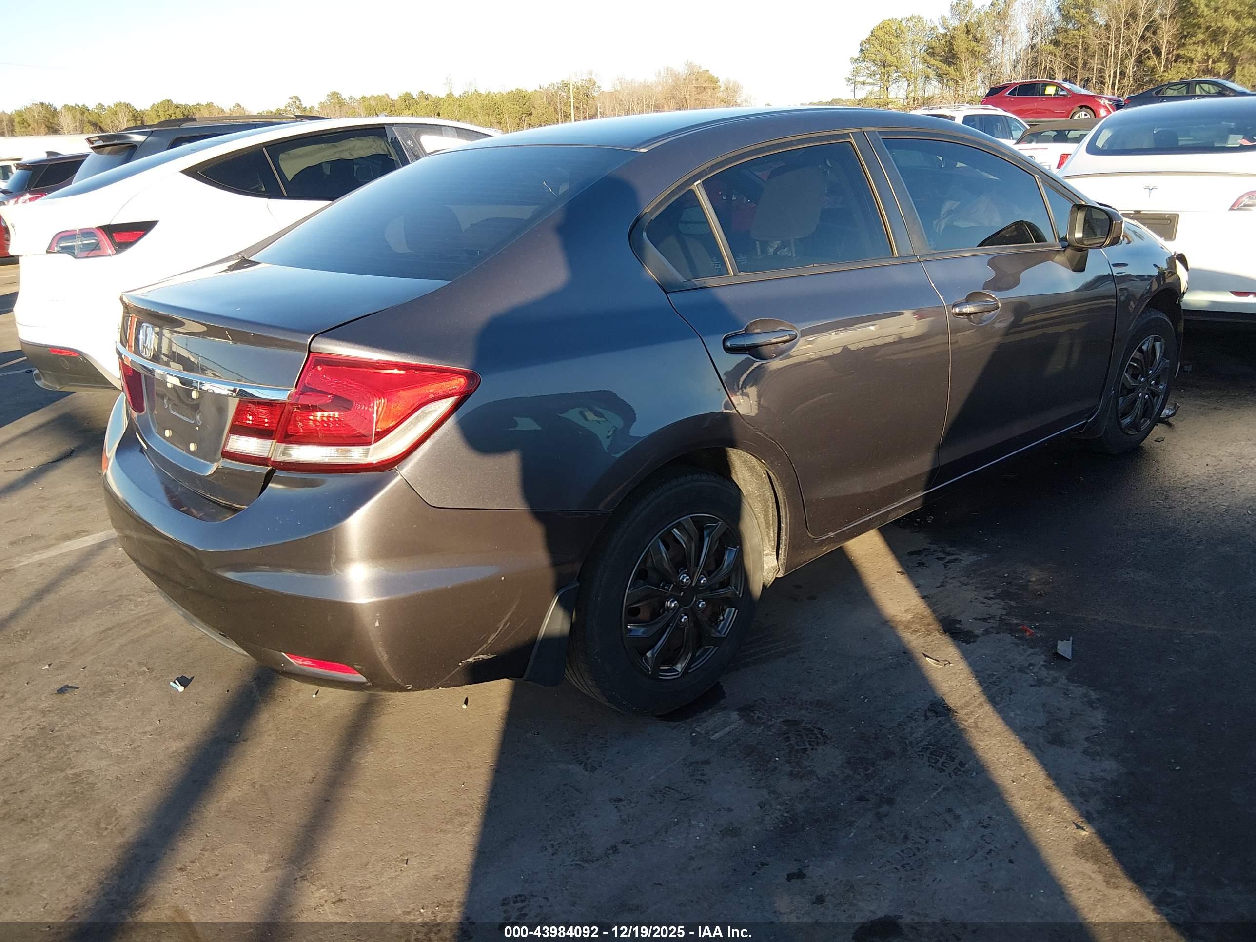 HONDA CIVIC image 4