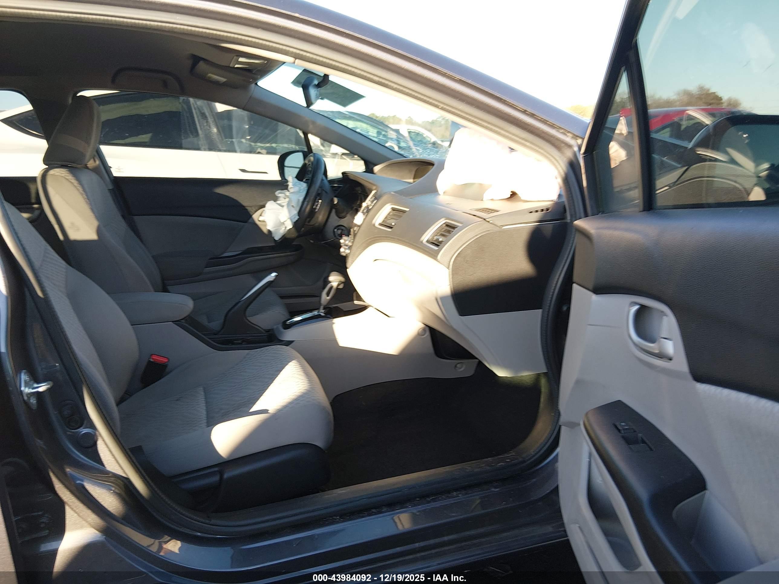HONDA CIVIC image 5
