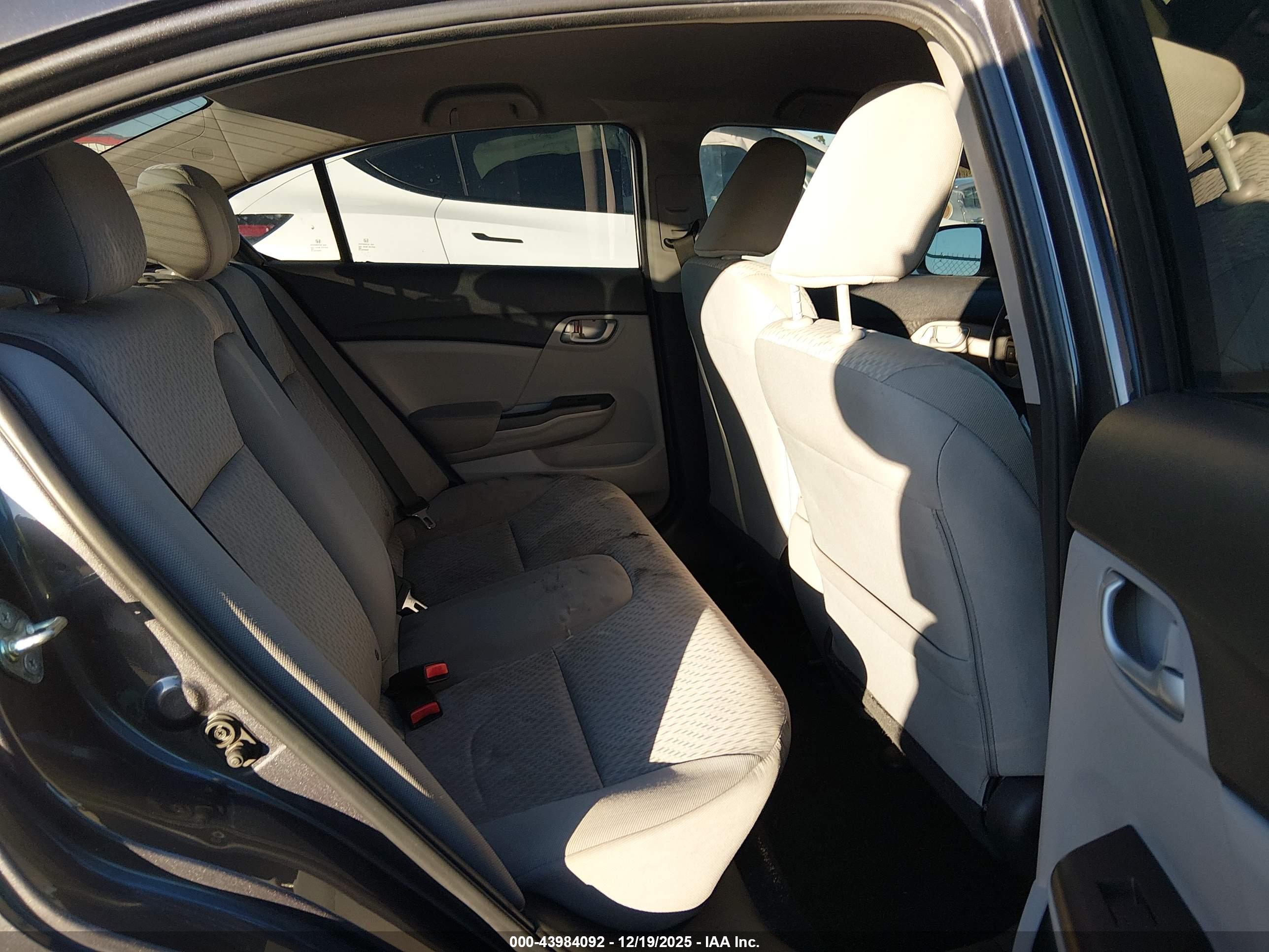 HONDA CIVIC image 8