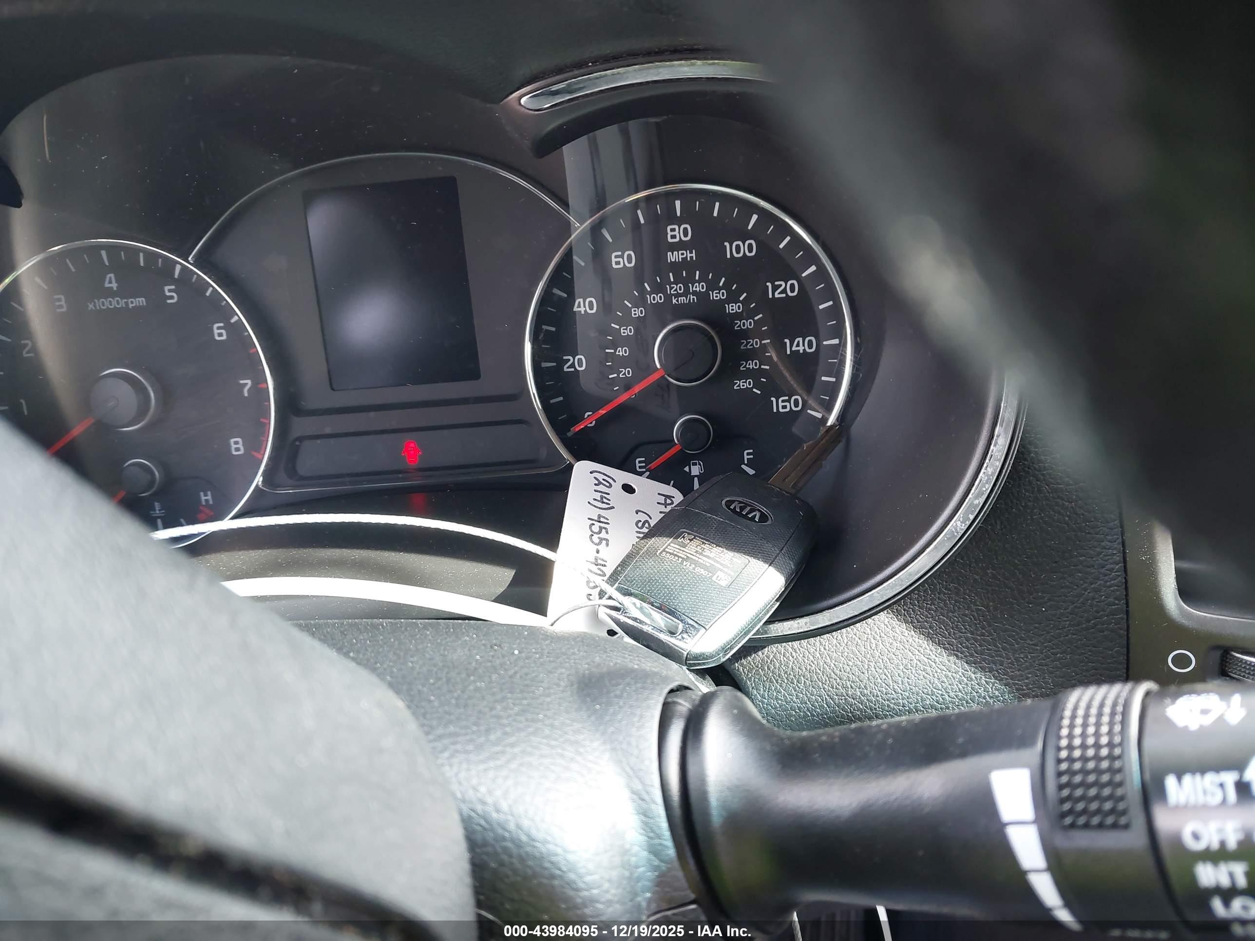 KIA FORTE image 11