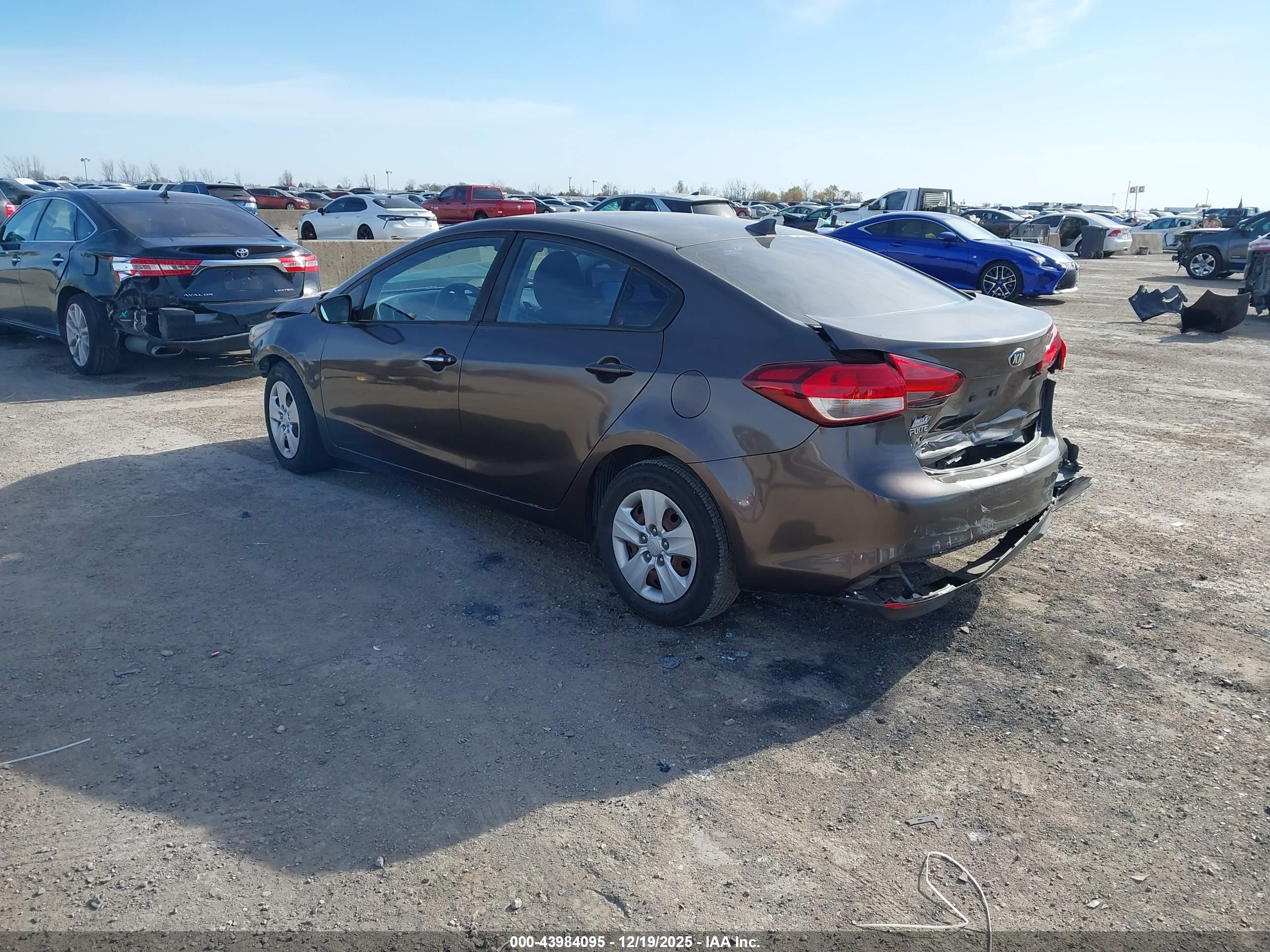 KIA FORTE image 3