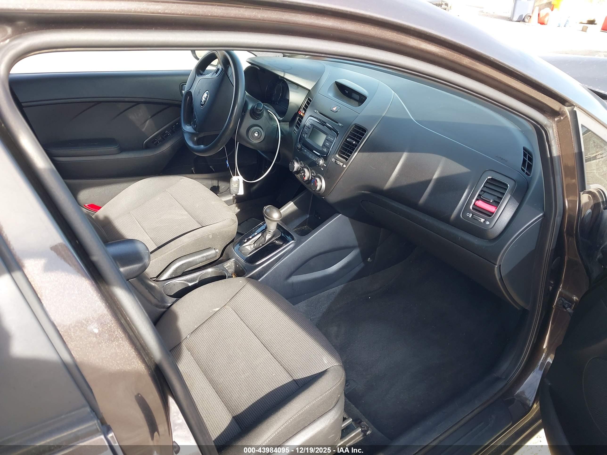 KIA FORTE image 5