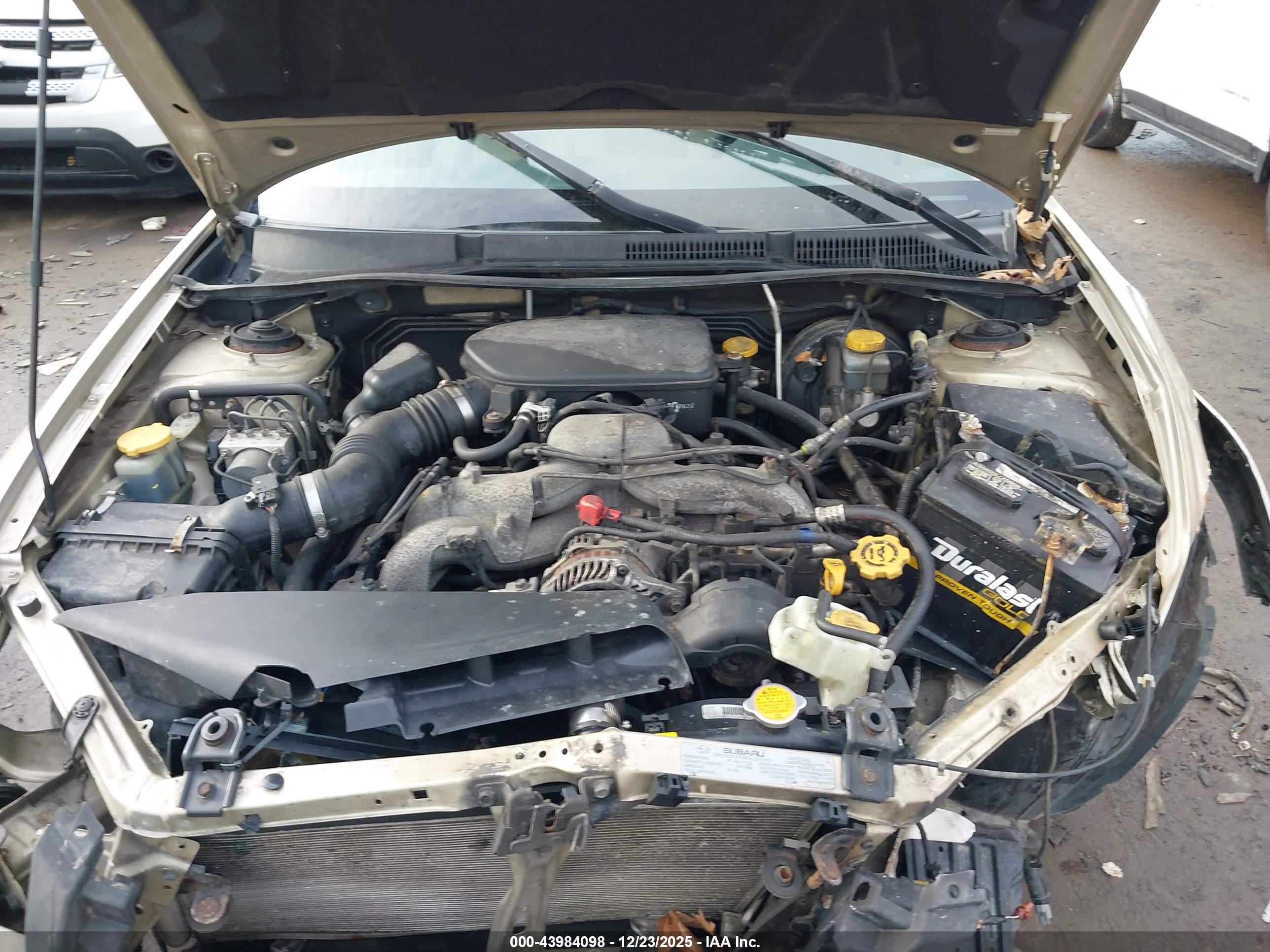 SUBARU OUTBACK image 10