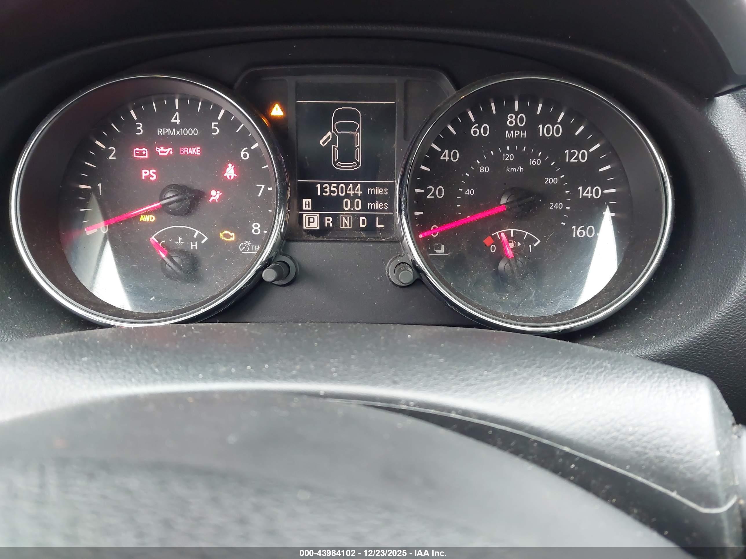 NISSAN ROGUE image 7