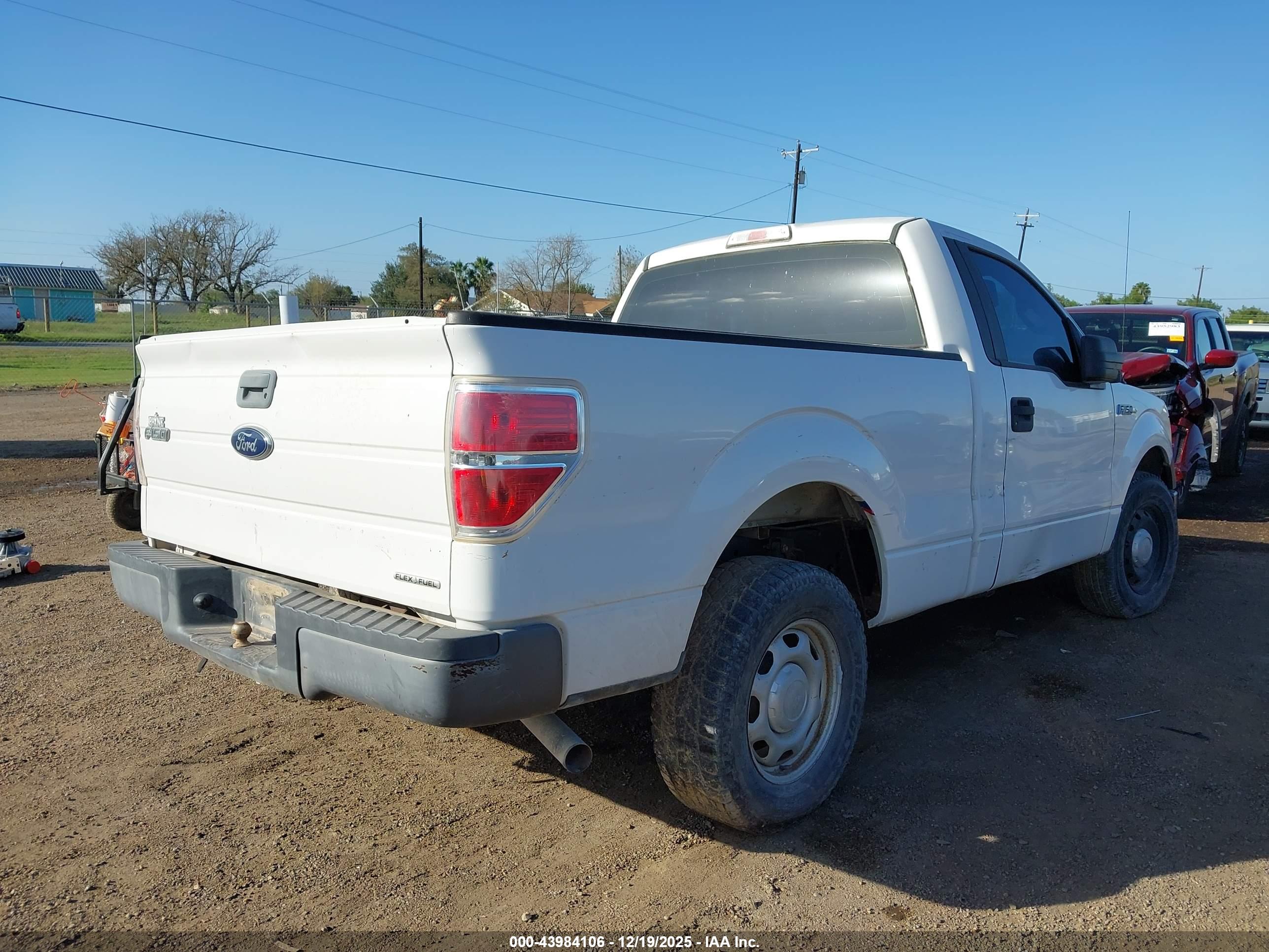FORD F-150 image 4