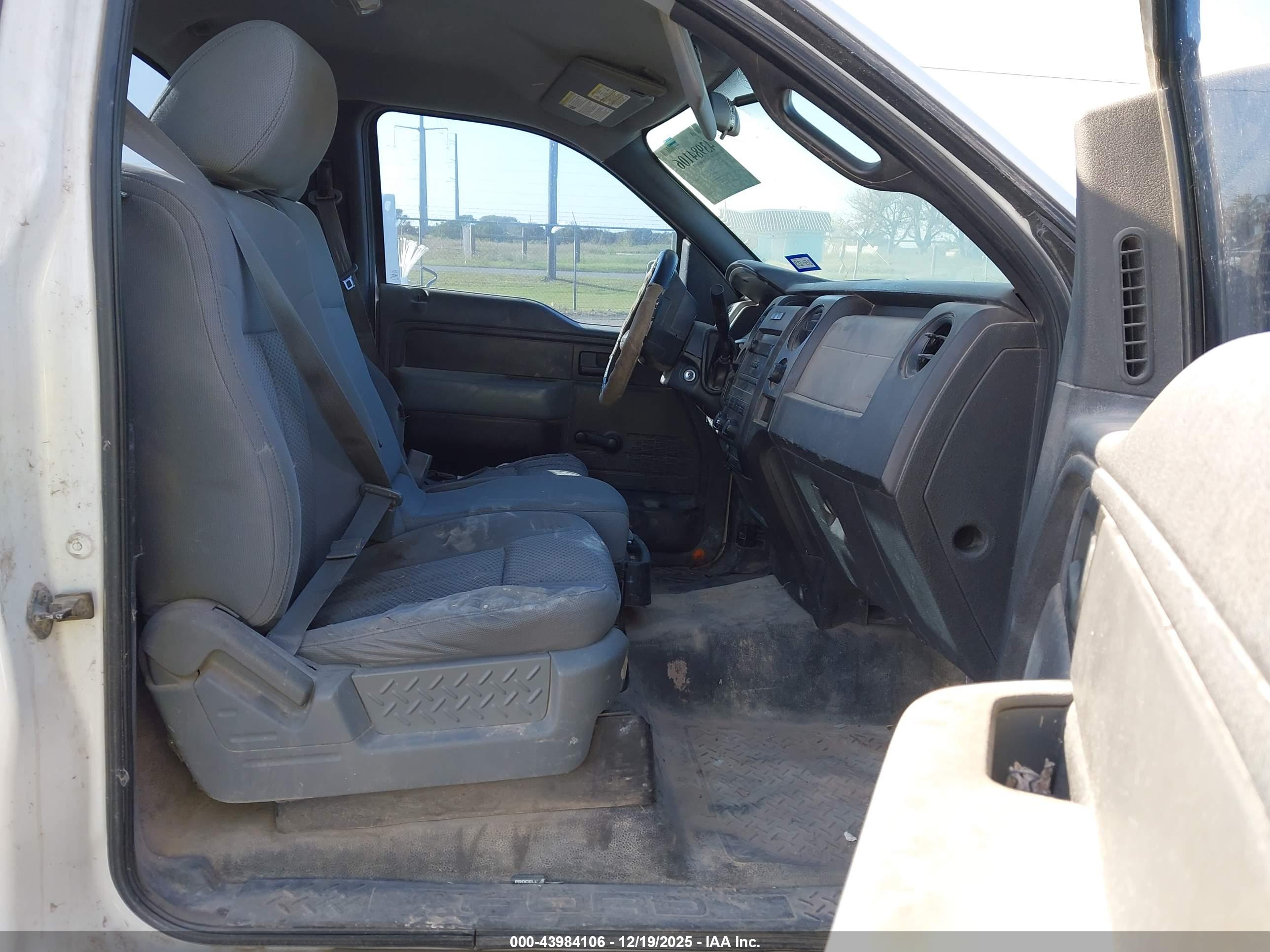 FORD F-150 image 5
