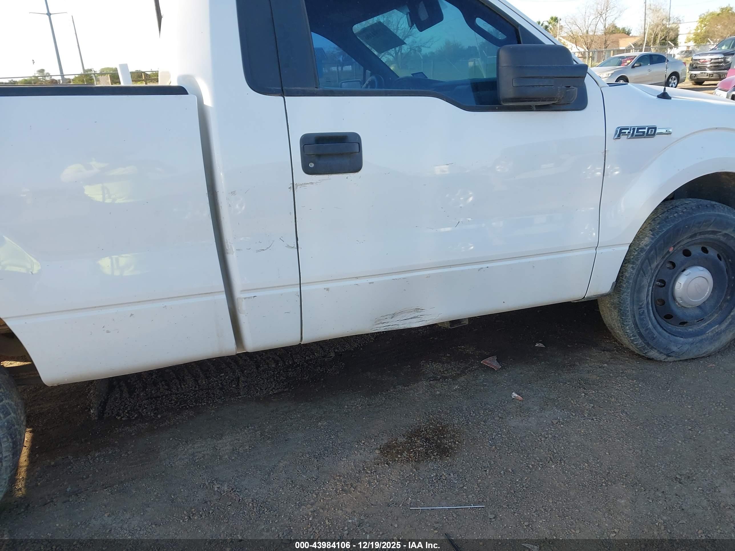 FORD F-150 image 6