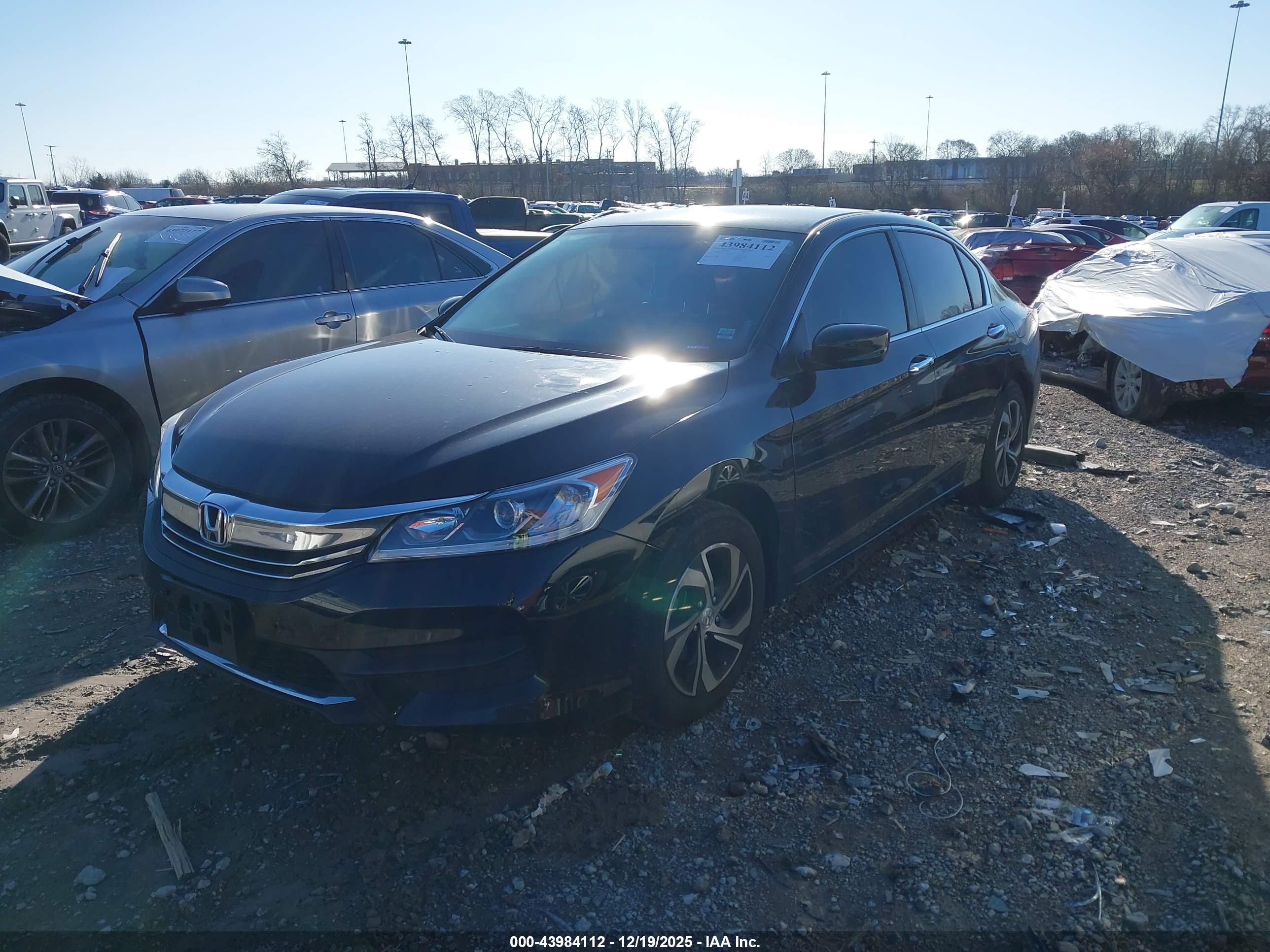 HONDA ACCORD image 2