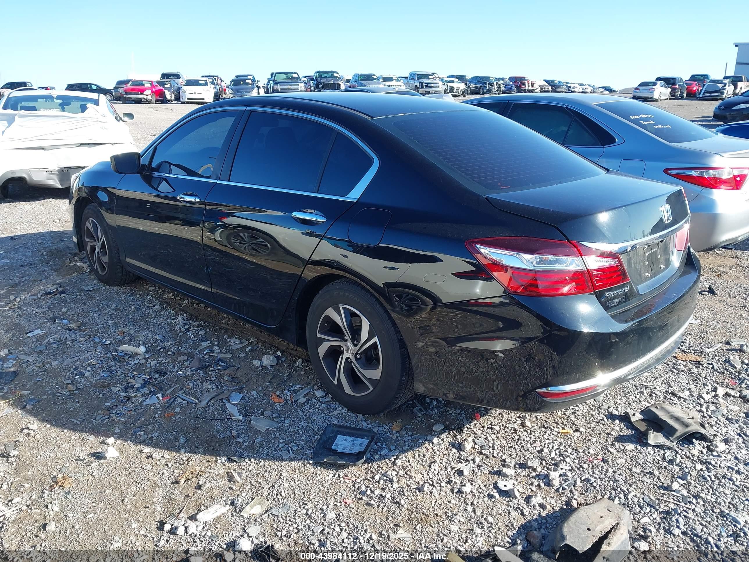 HONDA ACCORD image 3