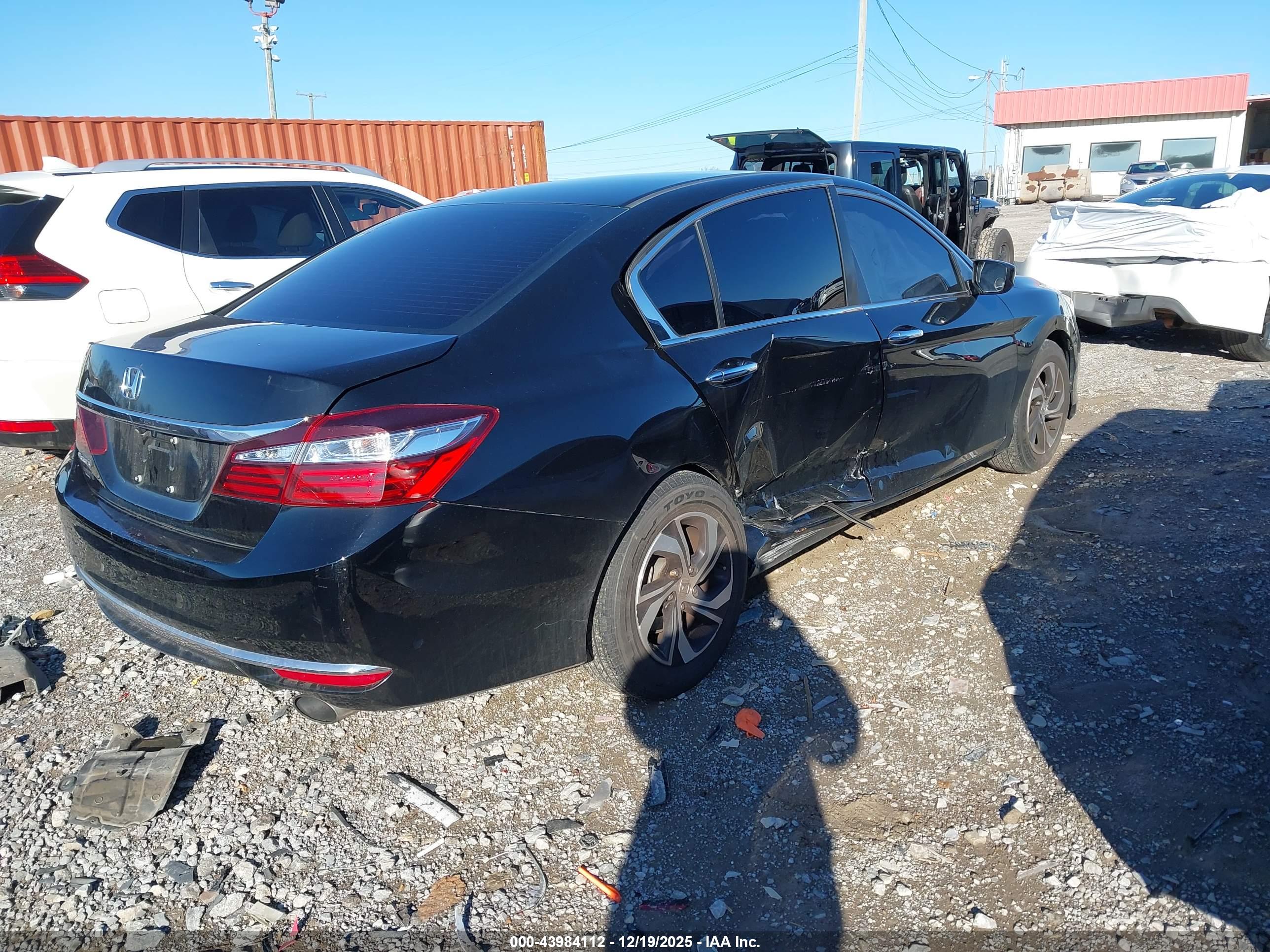 HONDA ACCORD image 4