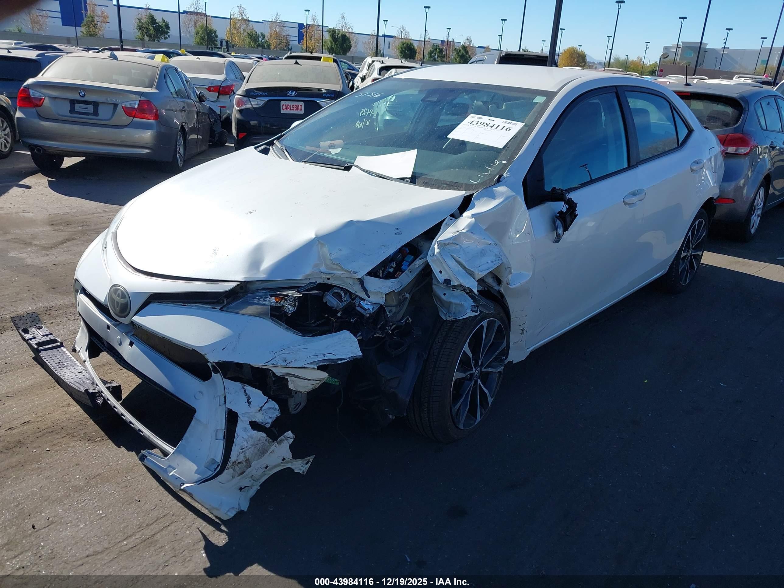TOYOTA COROLLA image 2