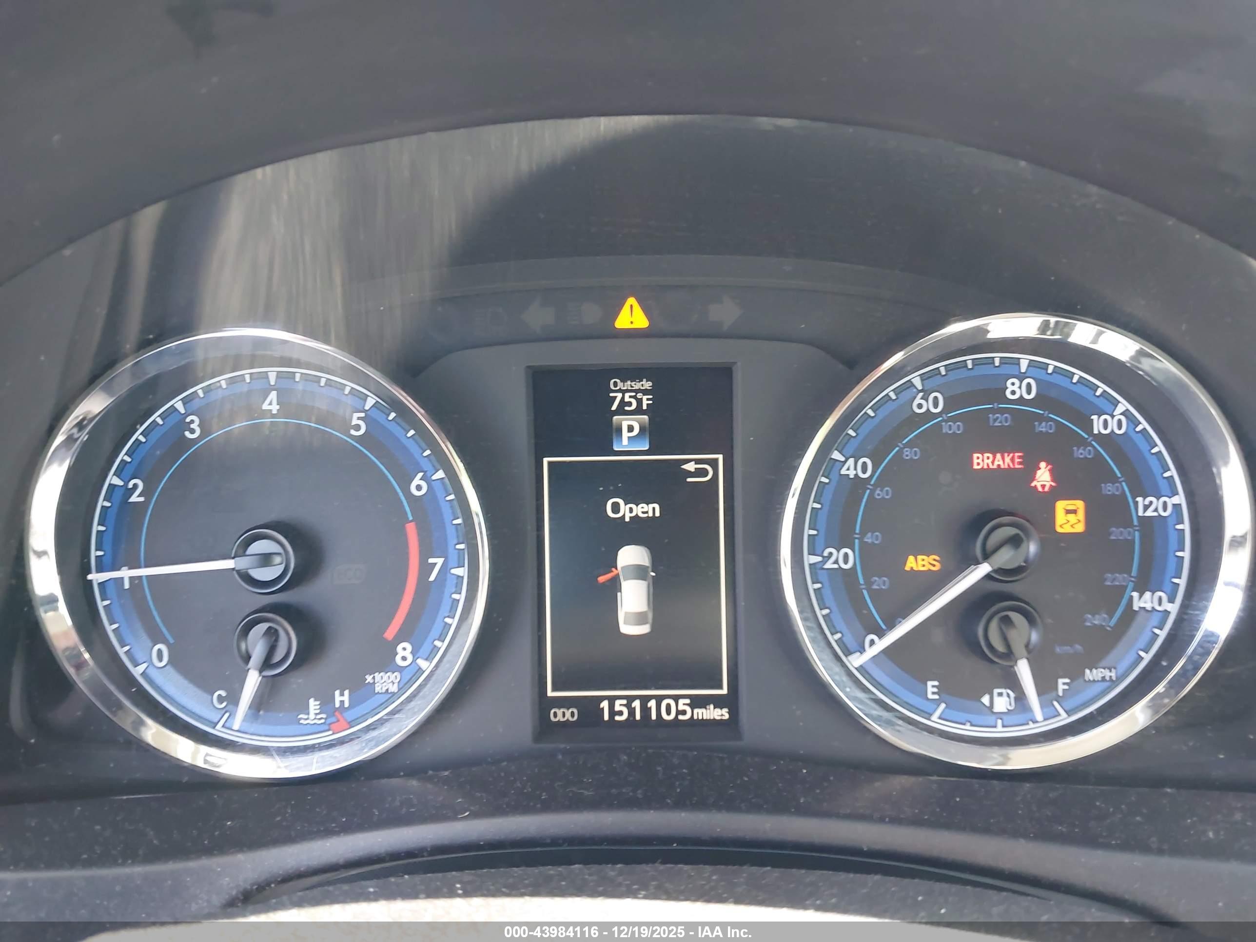 TOYOTA COROLLA image 7