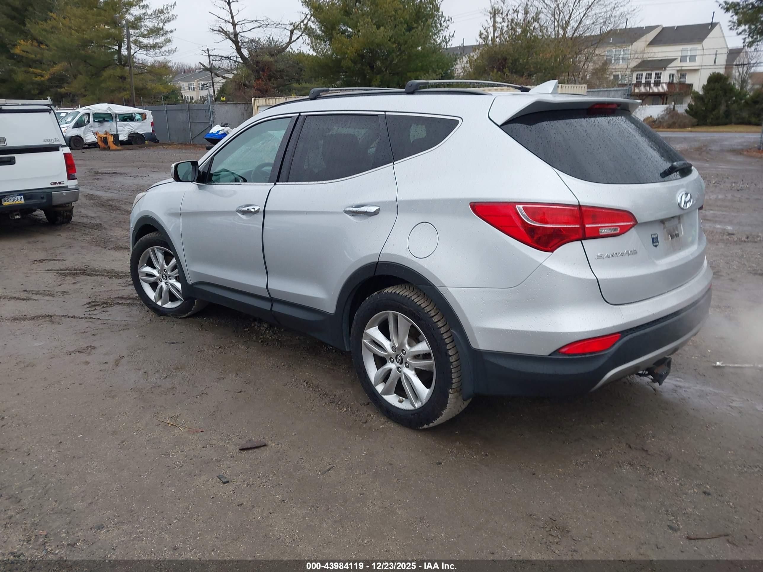 HYUNDAI SANTA image 3