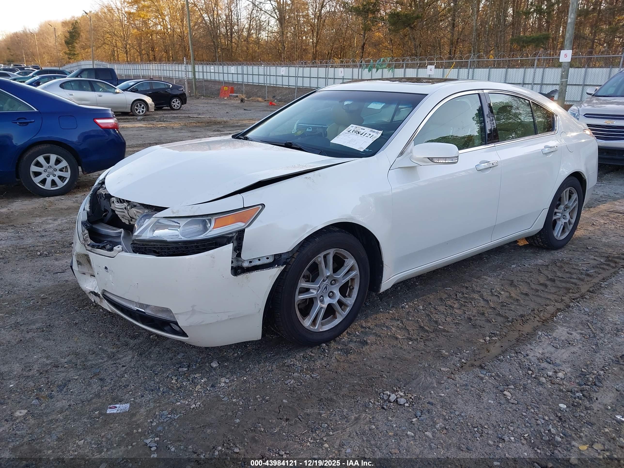 ACURA TL image 2
