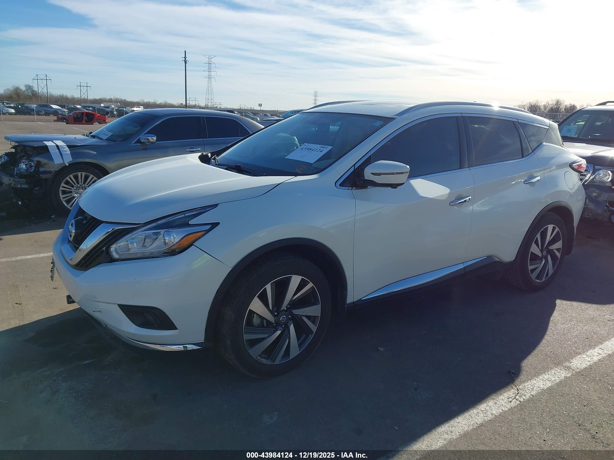 NISSAN MURANO image 2