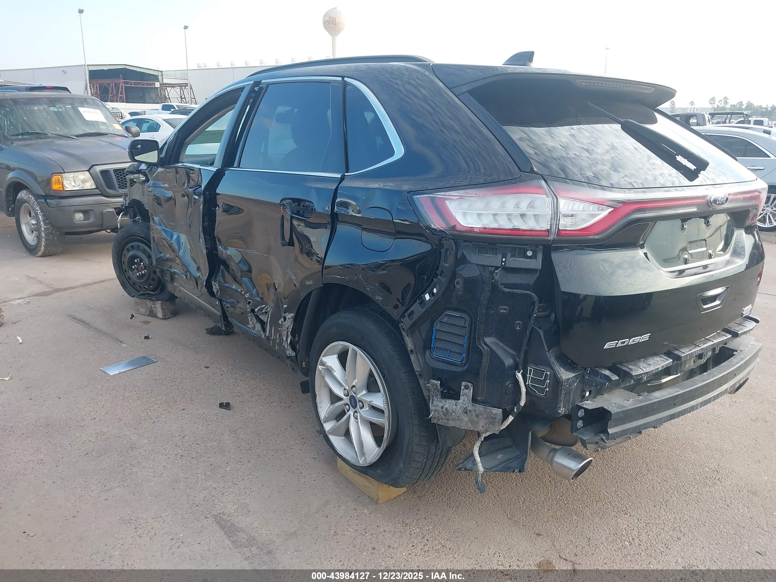 FORD EDGE image 3