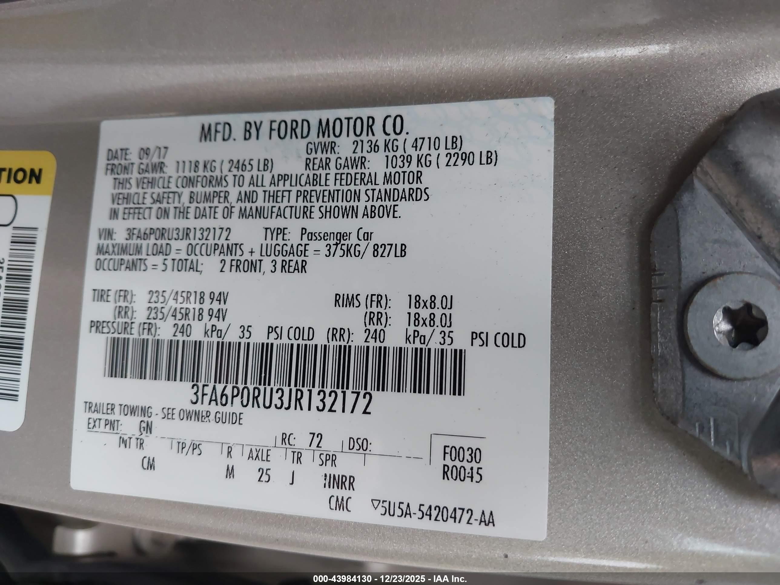 FORD FUSION image 9